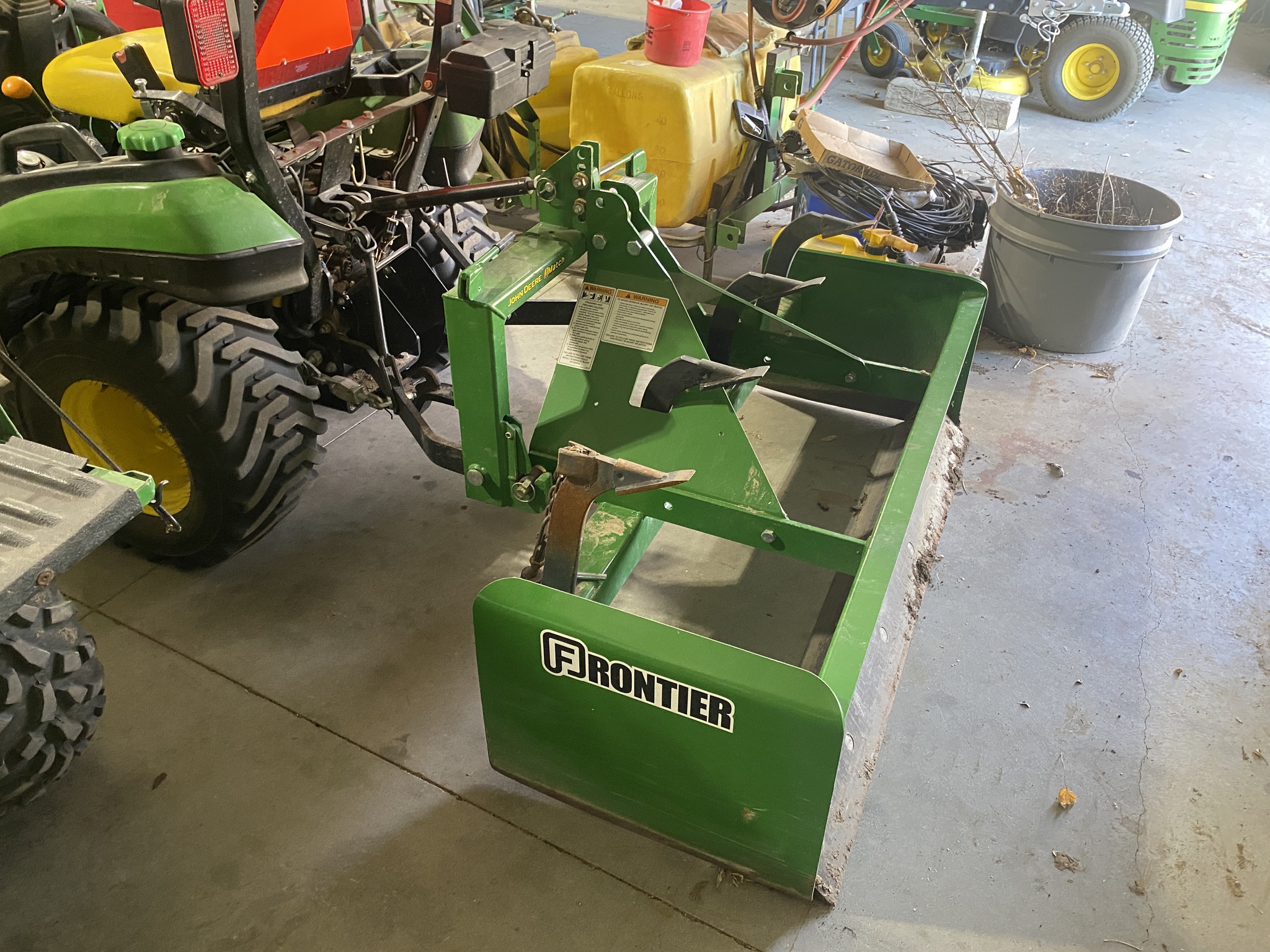  2015 John Deere 1025R at LandMark in Hebron, NE