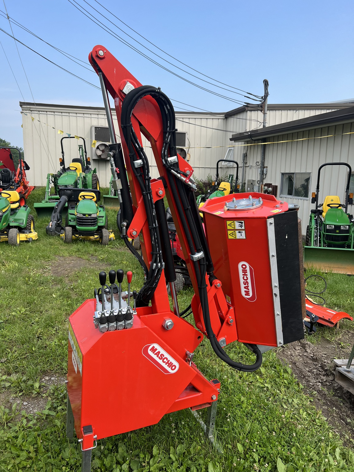 Rosa 300 United Ag & Turf