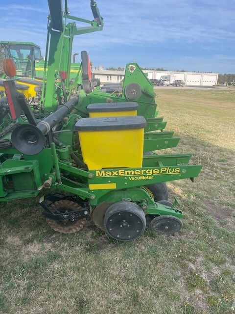  1998 John Deere 1760 at LandMark in Phillipsburg, KS