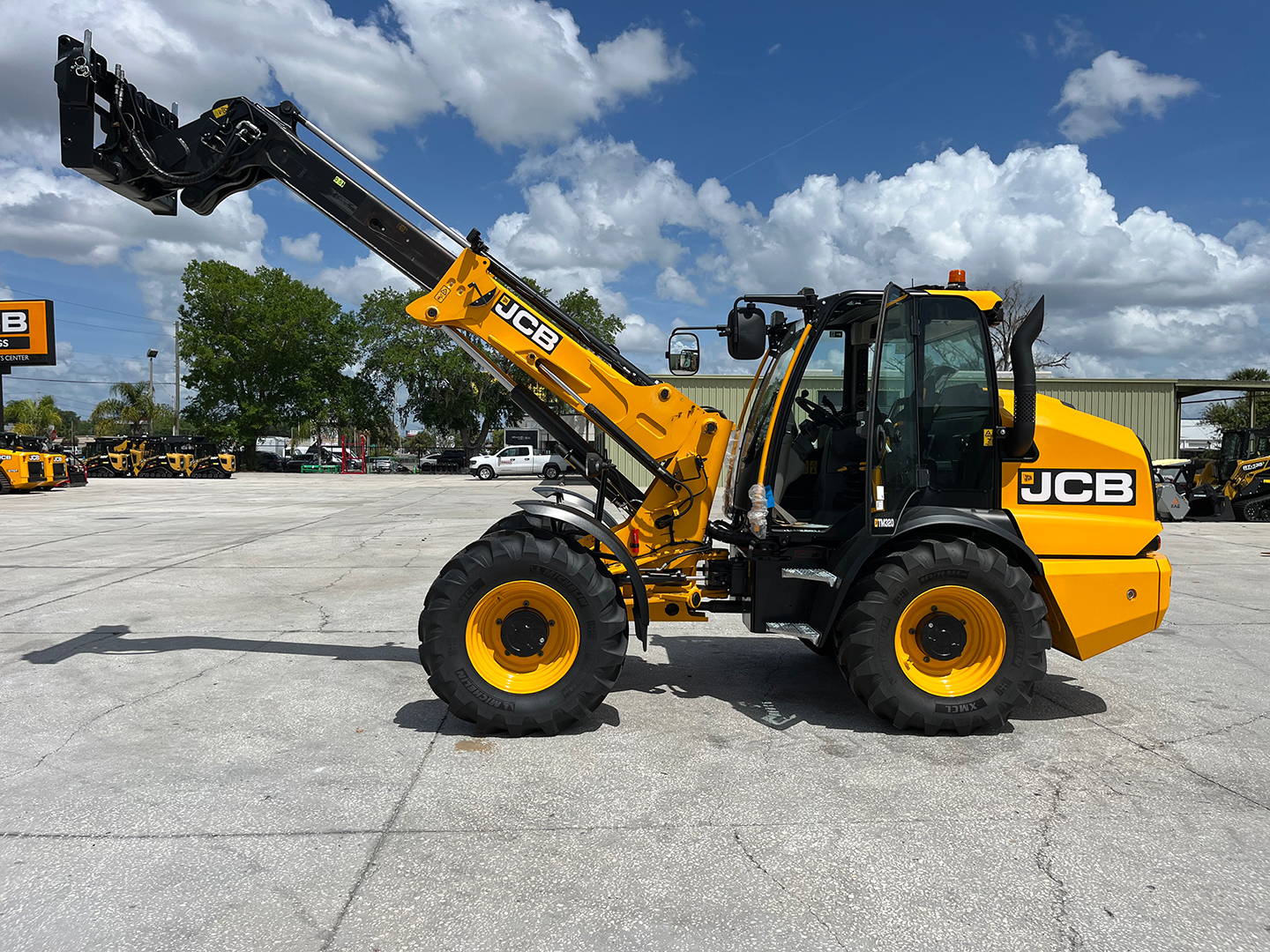  JCB TM320 at Briggs JCB Orlando, FL