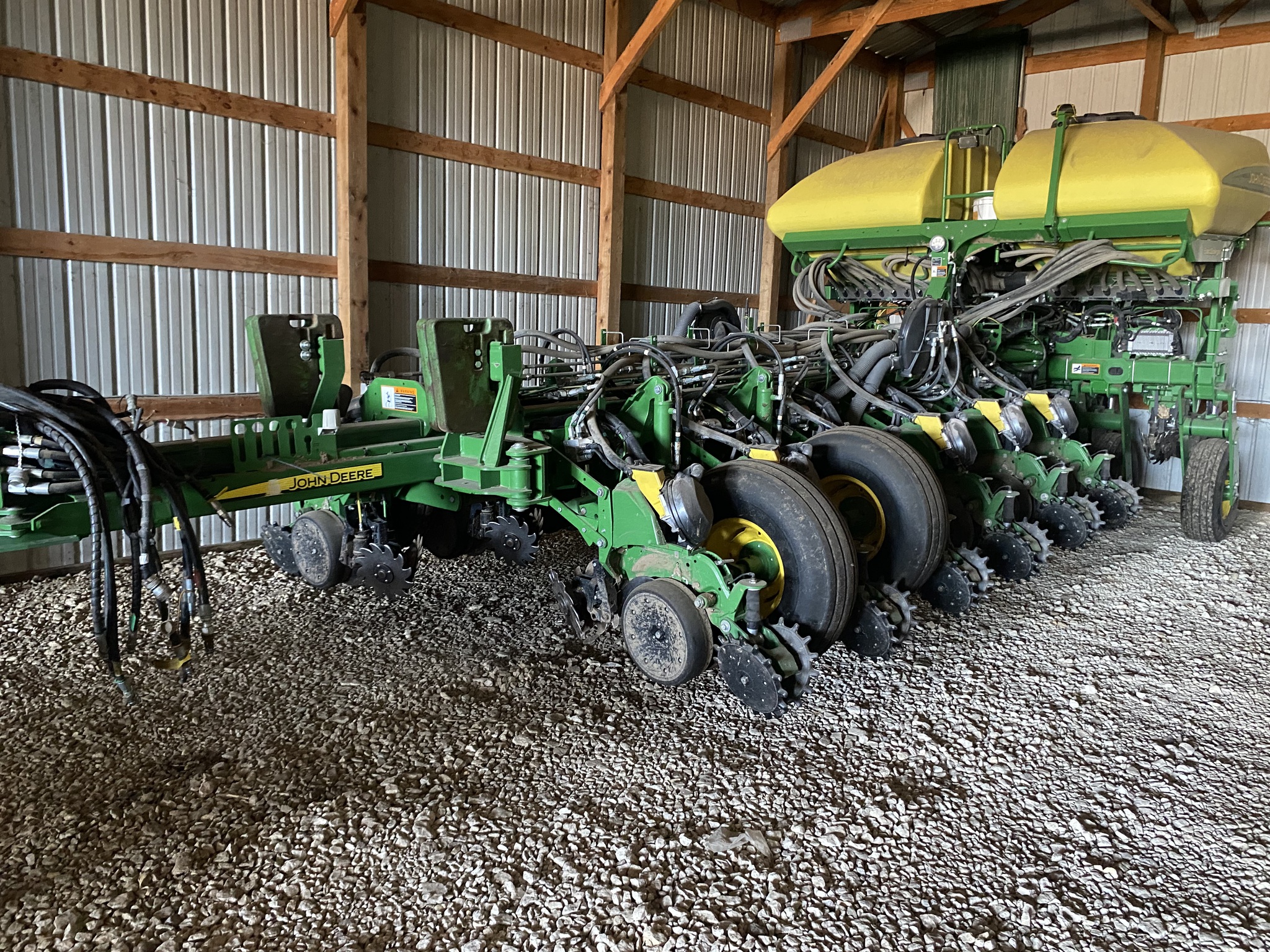  2018 John Deere 1775NT at LandMark in Hebron, NE