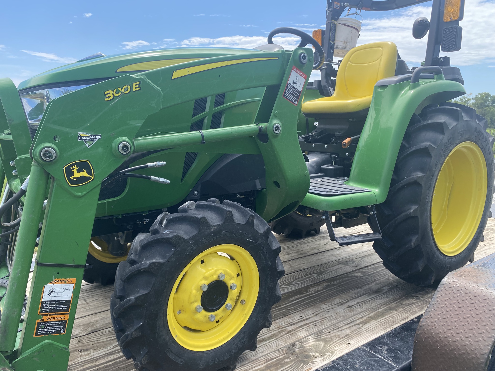  2021 John Deere 3025E at LandMark in Hebron, NE