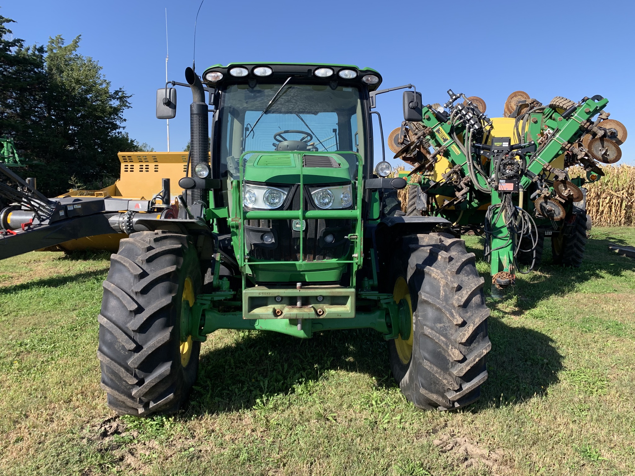  2013 John Deere 6105R at LandMark in Lexington, NE