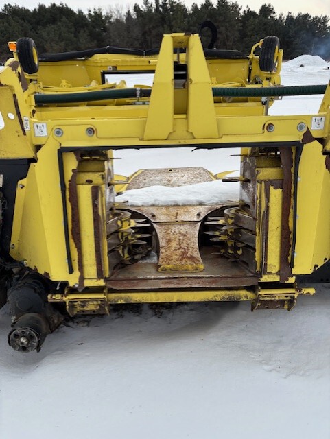 On Lot 2019 John Deere 770 at Tri County Equipment Bad Axe, MI