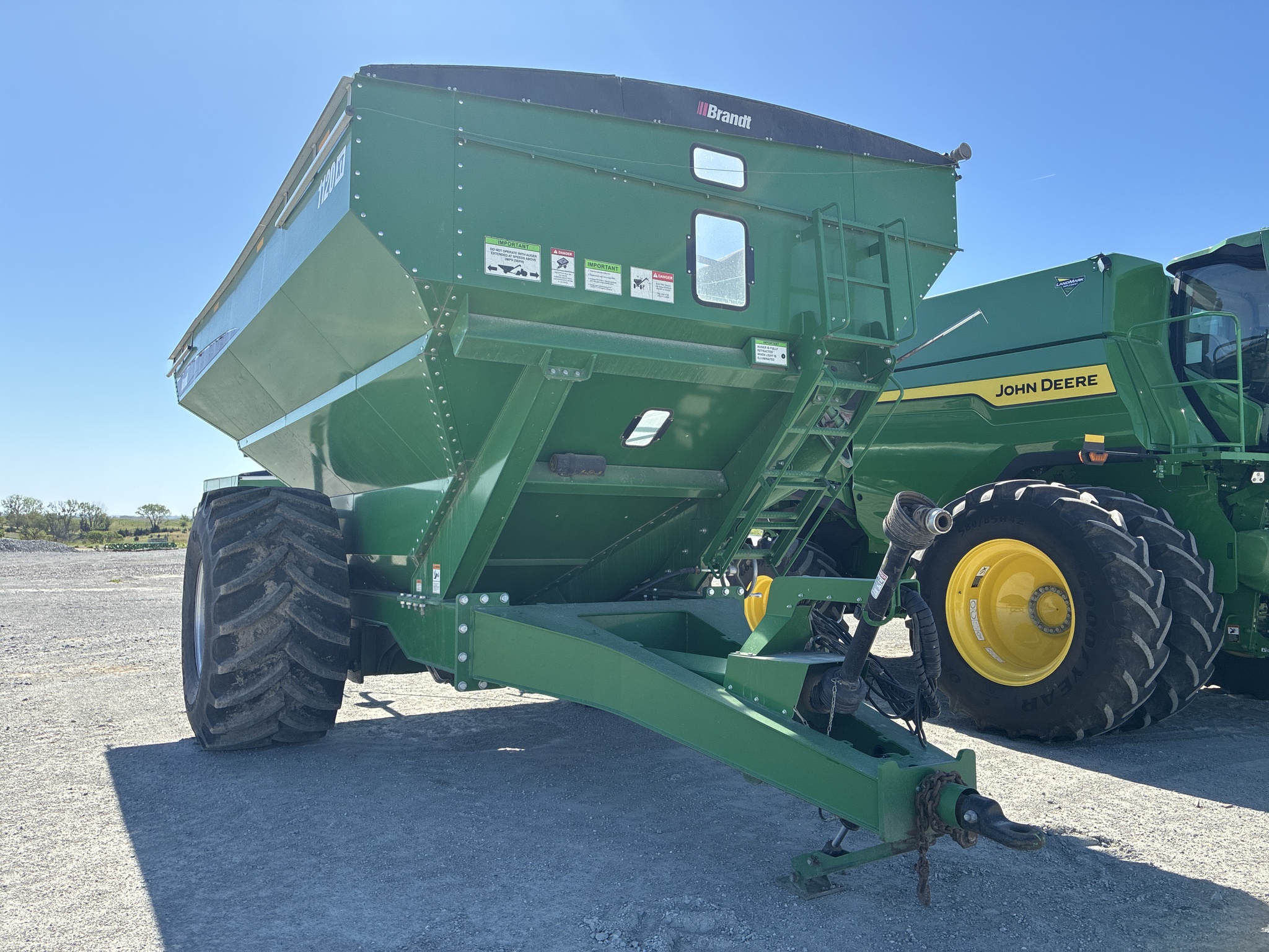  2021 Brandt 1120XT at LandMark in Hebron, NE