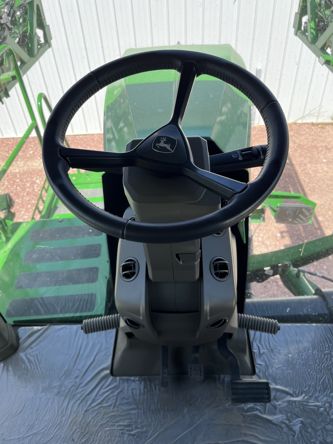  2025 John Deere 412R at LandMark in Minden, NE