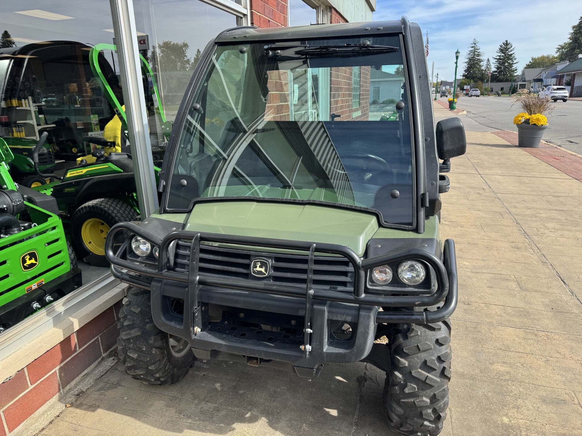 Used  John Deere XUV 825i Power Steering at Tri County Equipment Reese, MI