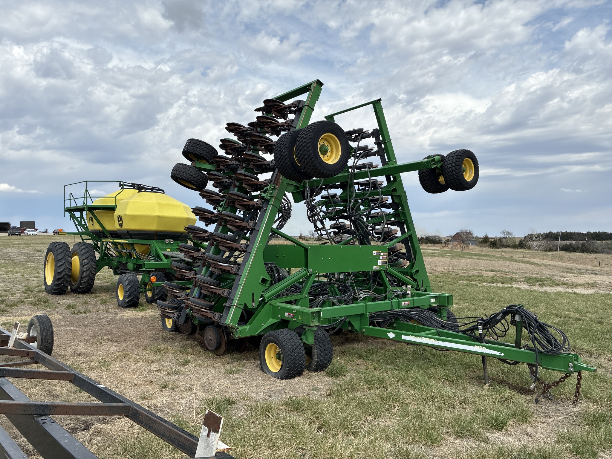  2013 John Deere 1890 at LandMark in Hebron, NE