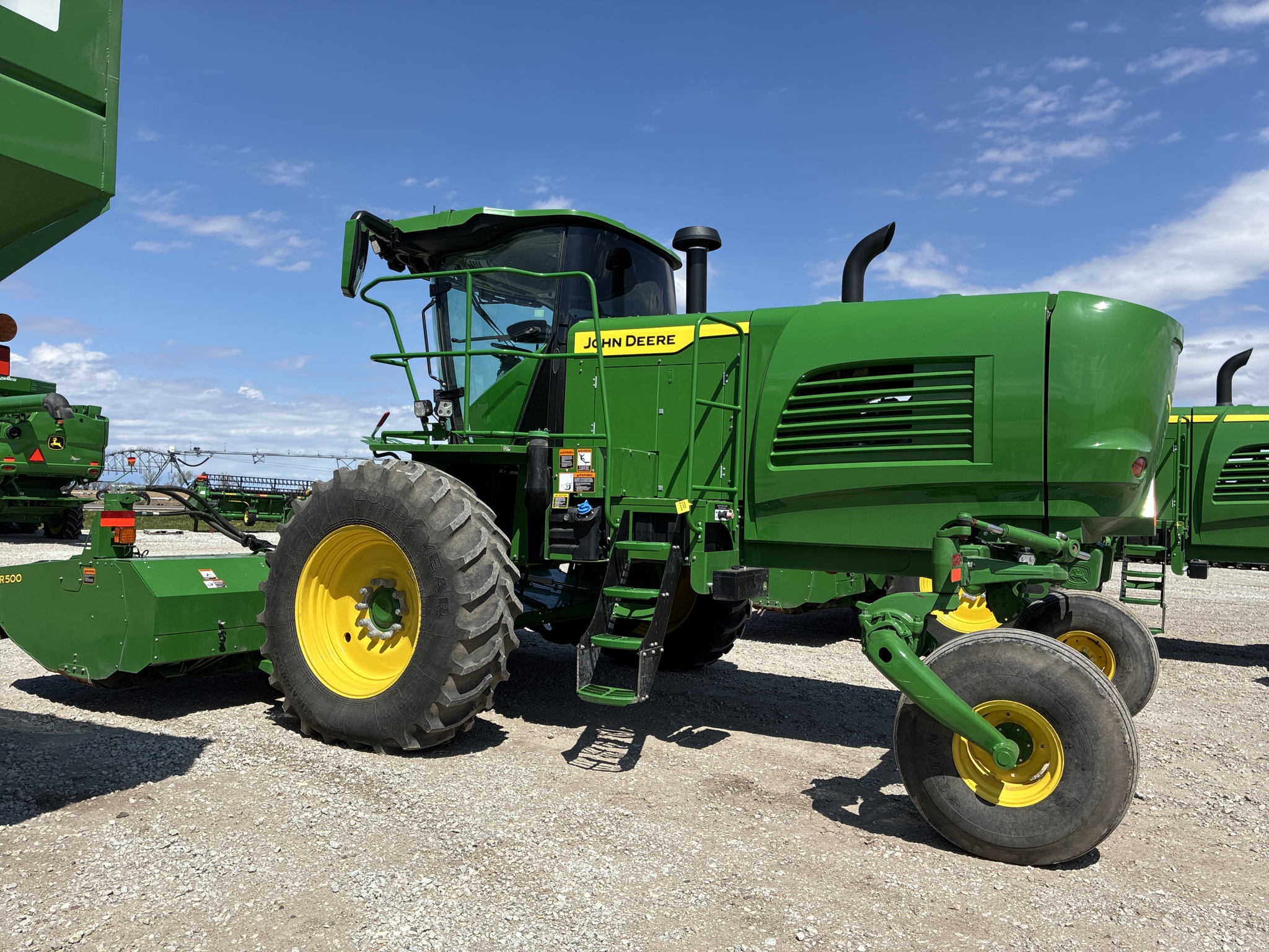  2024 John Deere W235R at LandMark in Fairfield, NE