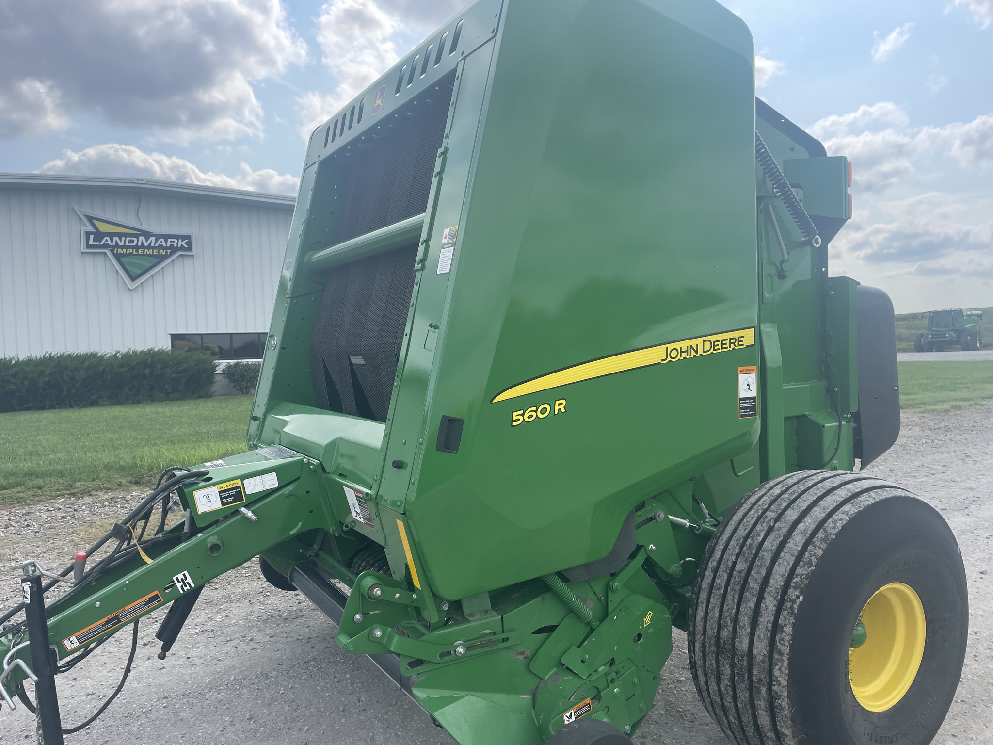 2022 John Deere 560R at LandMark in Marysville, KS