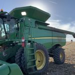 2013 John Deere S680 at LandMark in Fairfield, NE