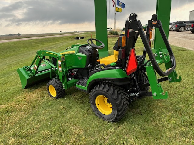 On Lot   1025R at LandMark in 