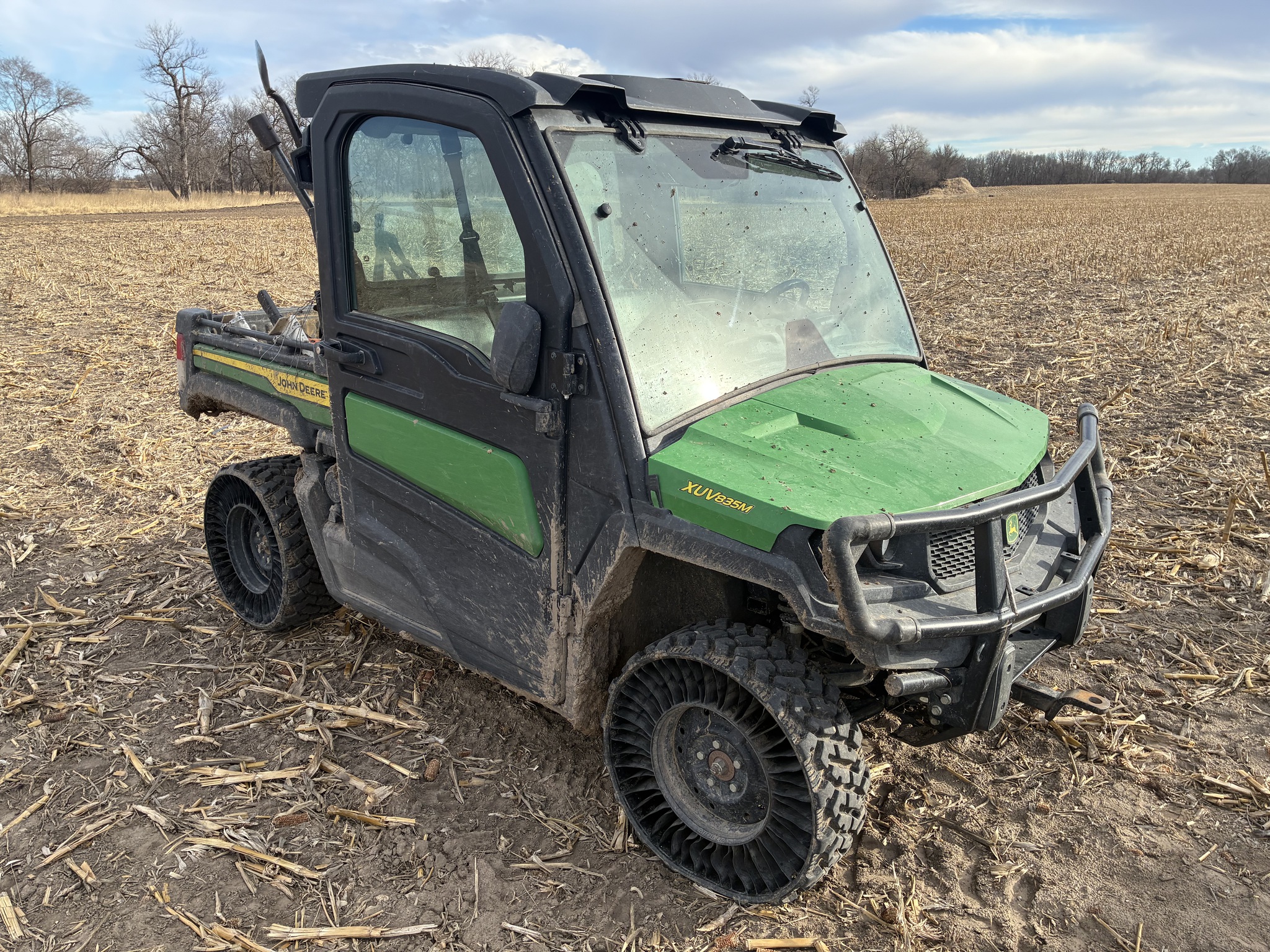  2023 John Deere XUV 835M at LandMark in Hastings, NE