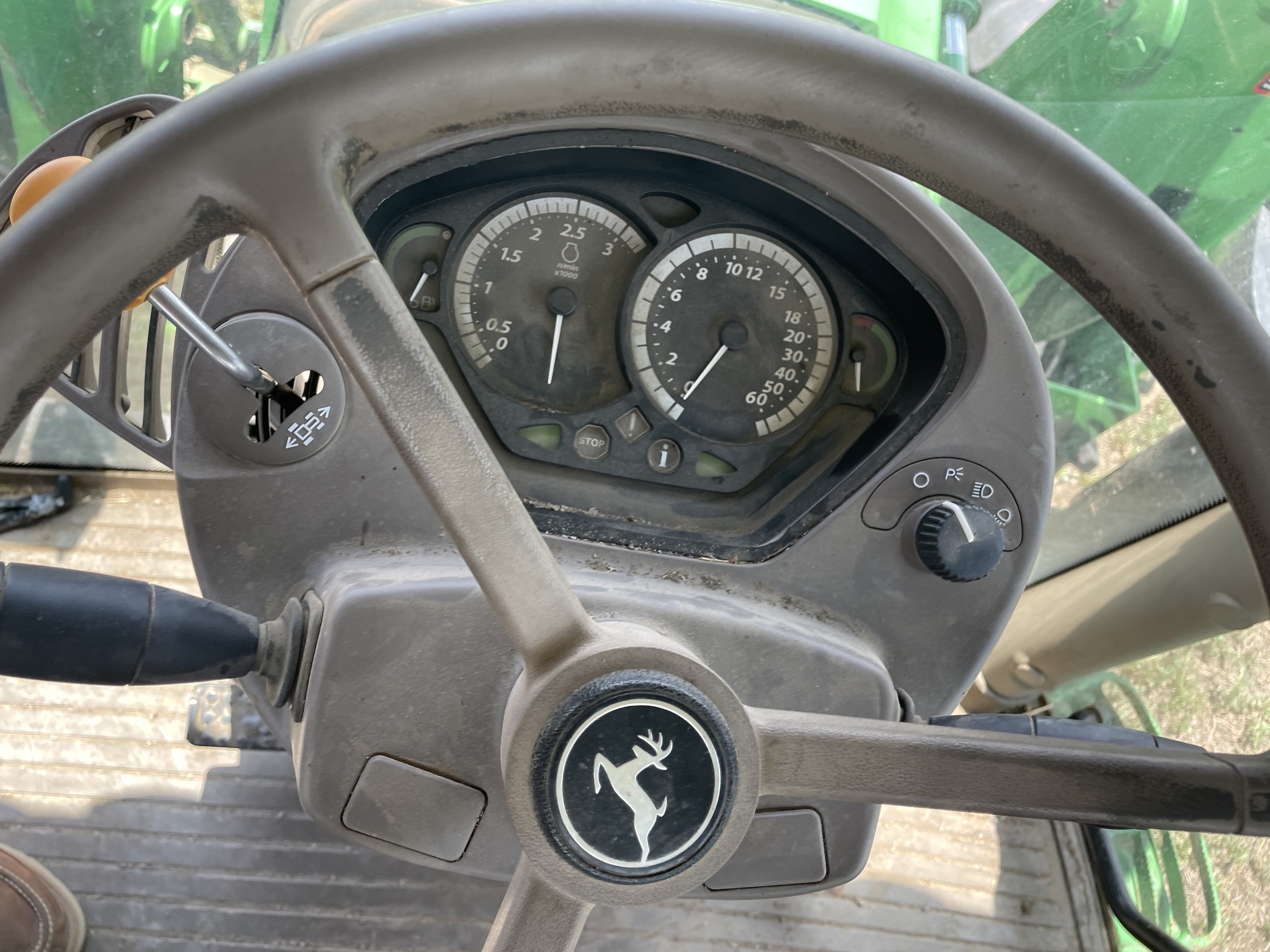  2013 John Deere 6105R at LandMark in Lexington, NE