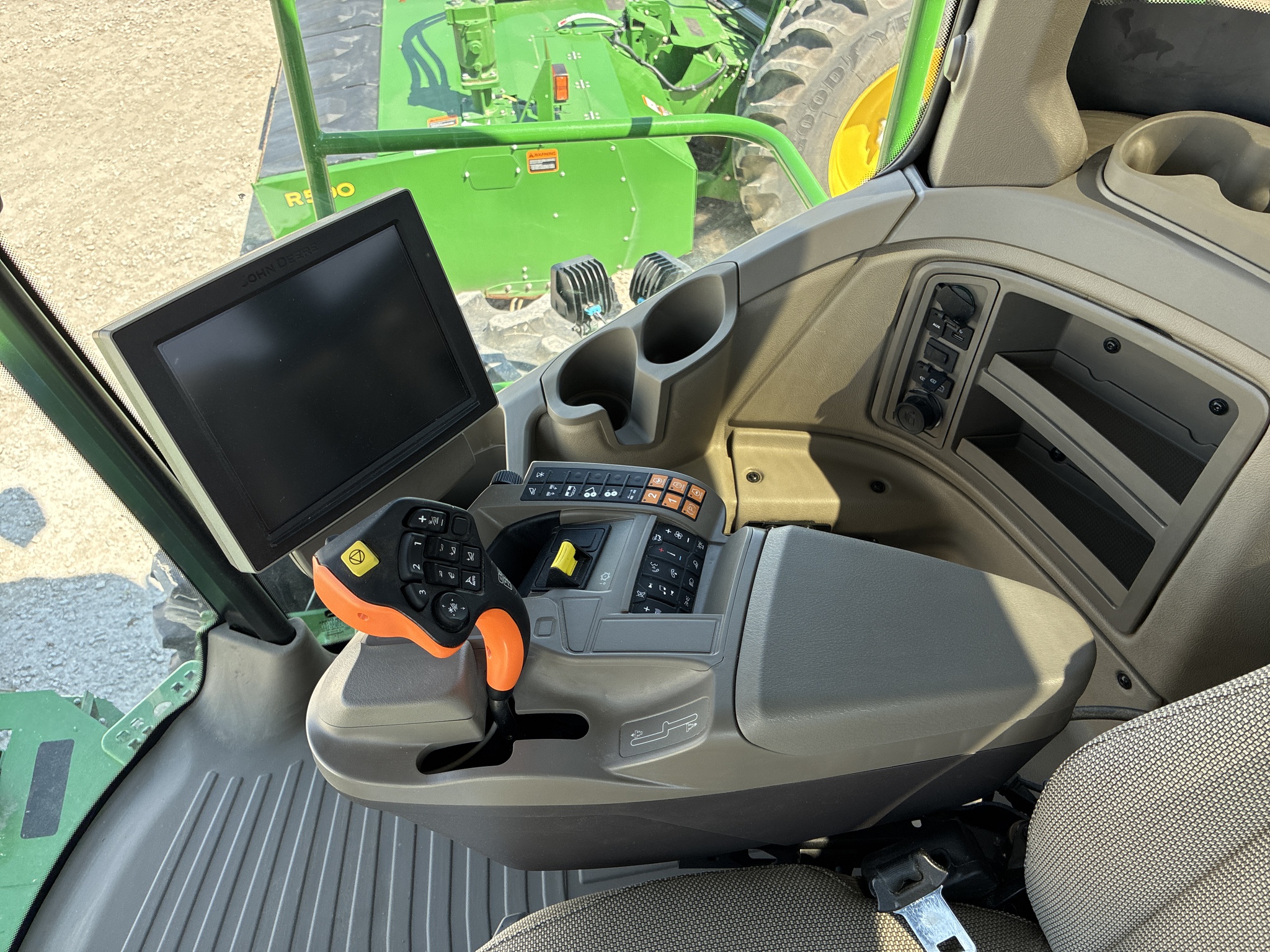  2024 John Deere W235R at LandMark in Fairfield, NE