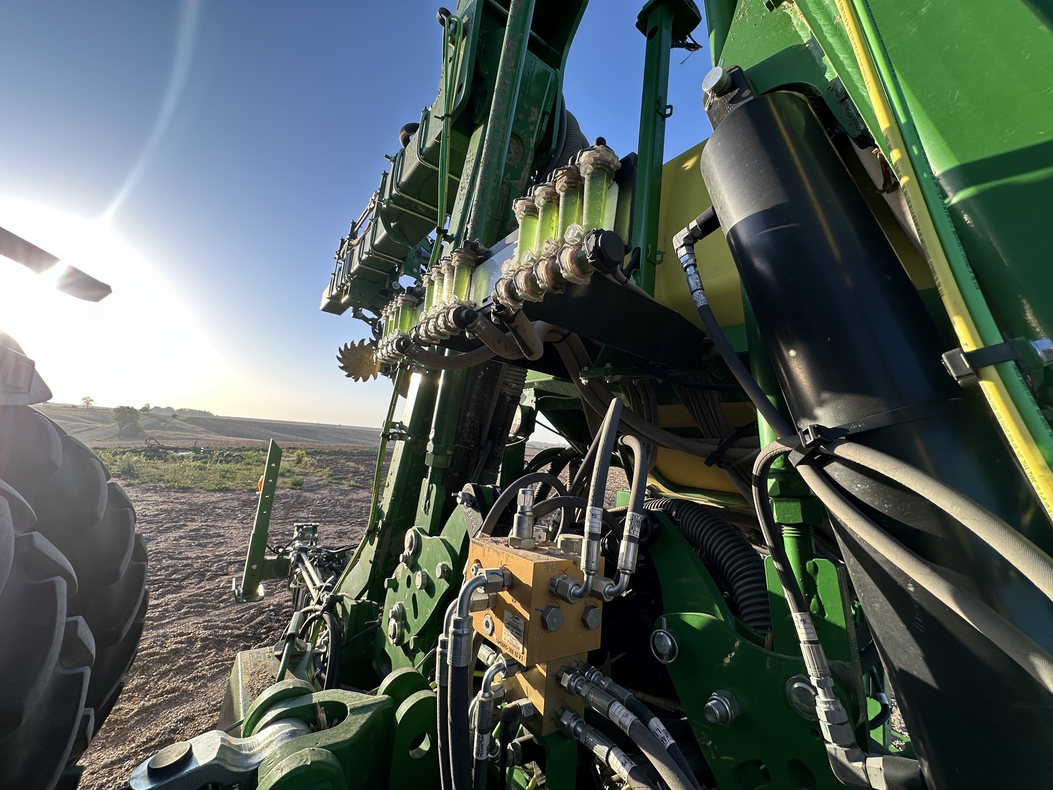  2024 John Deere 1725C at LandMark in Lexington, NE