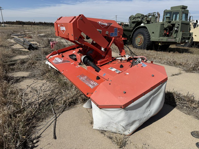  2018 KUHN FC813R at LandMark in Fairfield, NE