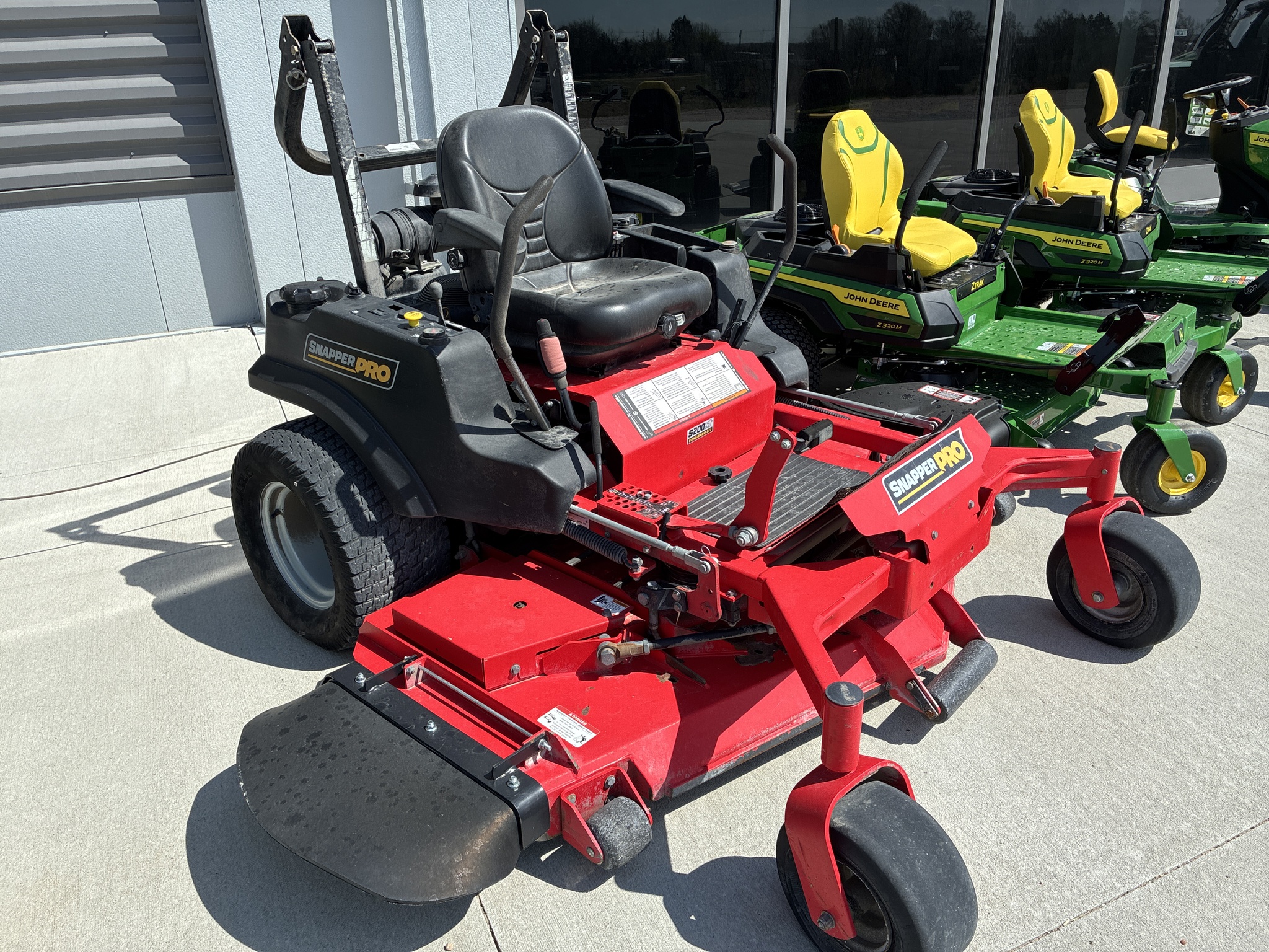 2016 Snapper S200XT at LandMark in Hebron, NE