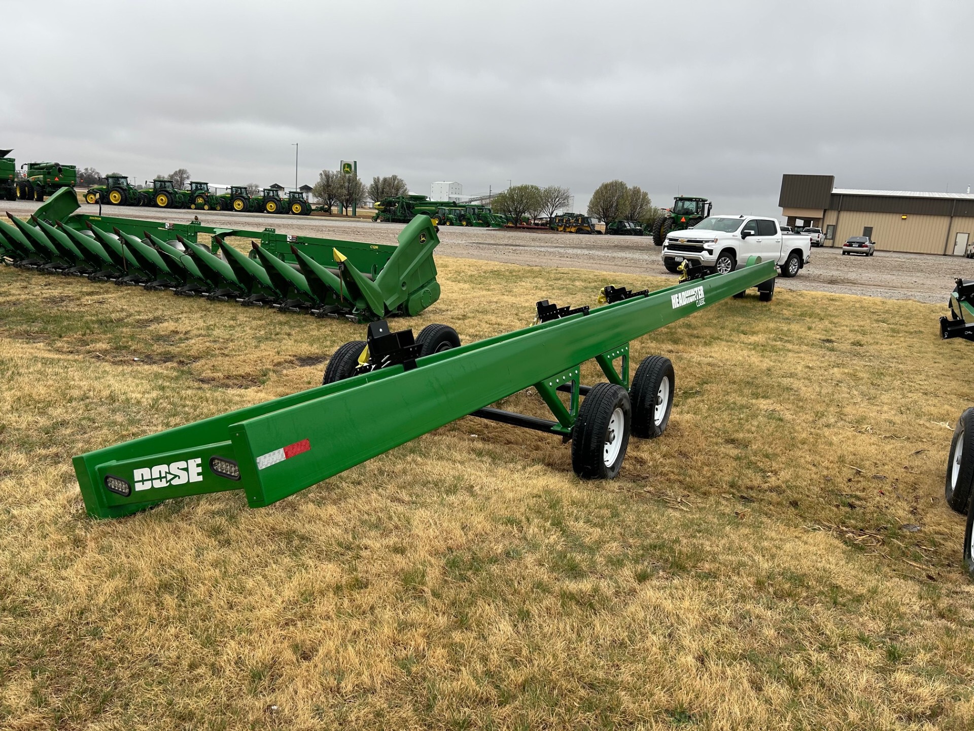  2023 Headhunter HHC43-DA/DB at LandMark in Kearney, NE