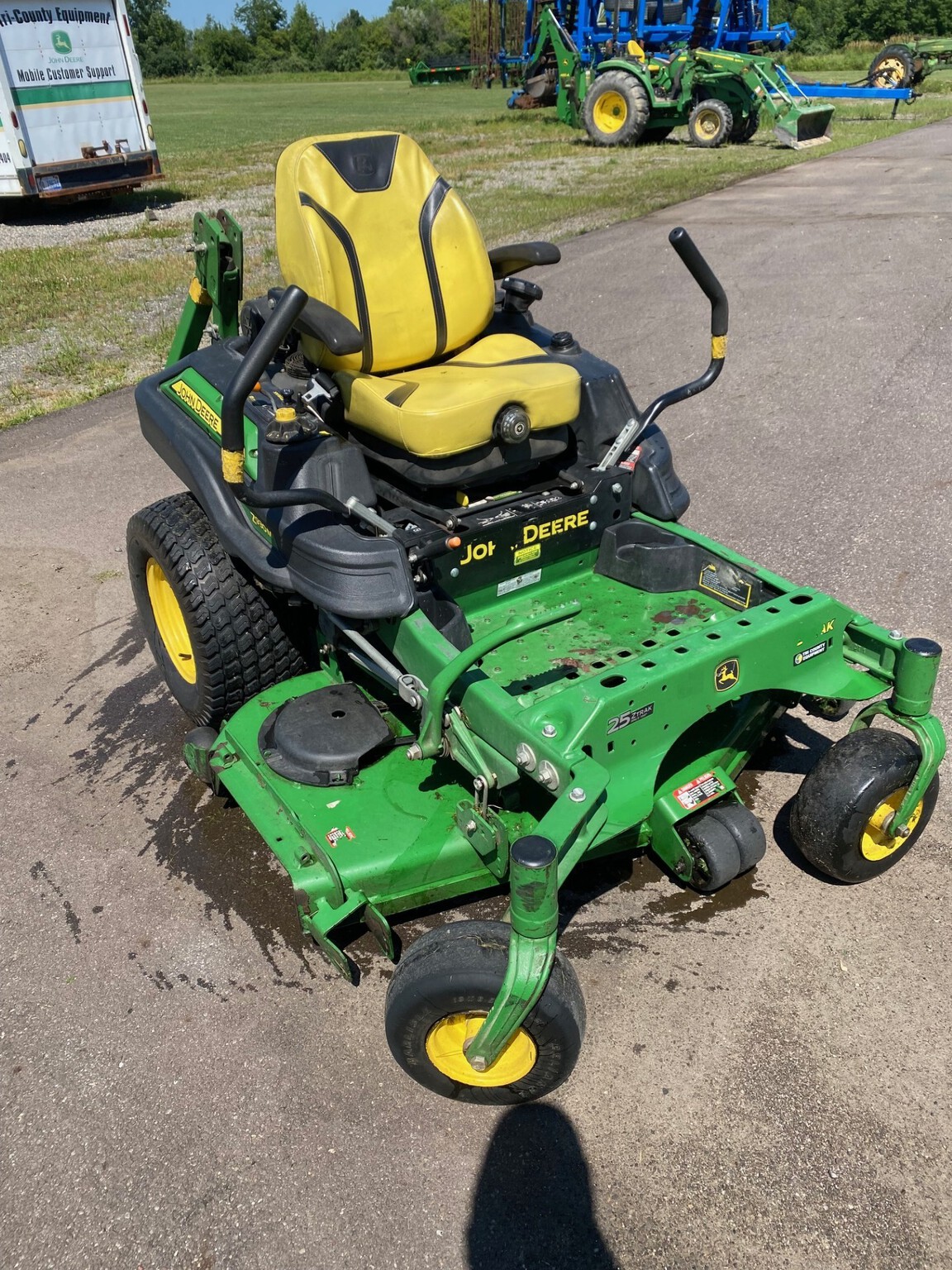 On Lot 2022 John Deere Z930M at Tri County Equipment Birch Run, MI