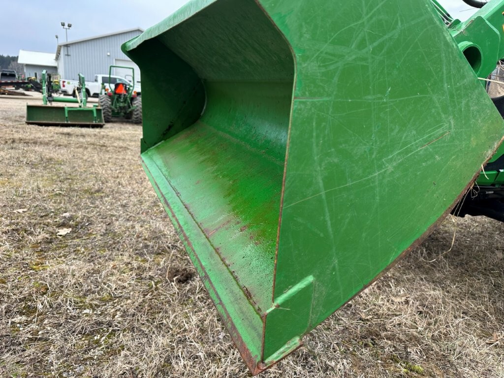 On Lot  John Deere 3032E at Tri County Equipment Lapeer, MI