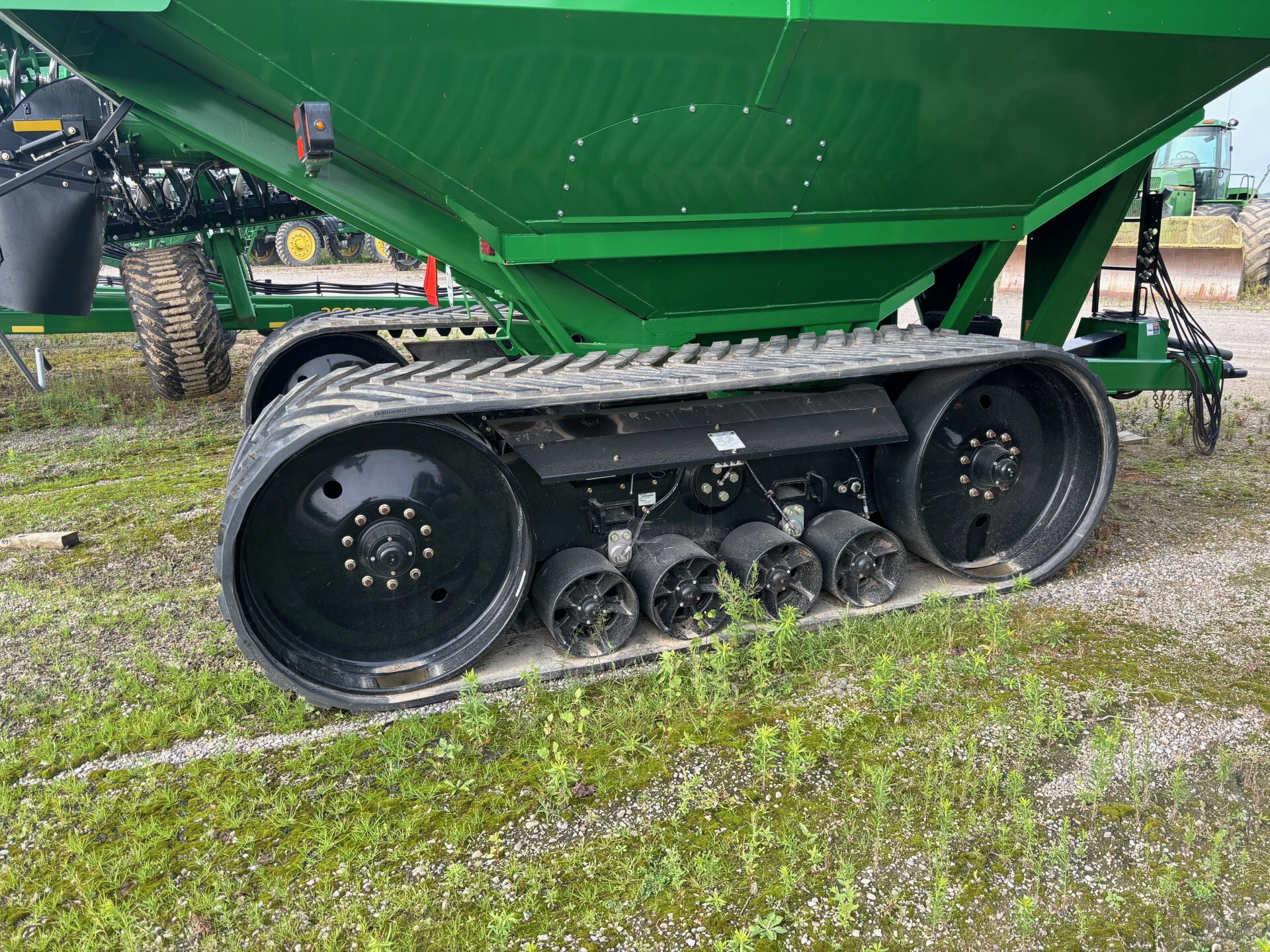 On Lot 2023 Brent V1100 at Tri County Equipment Sandusky, MI