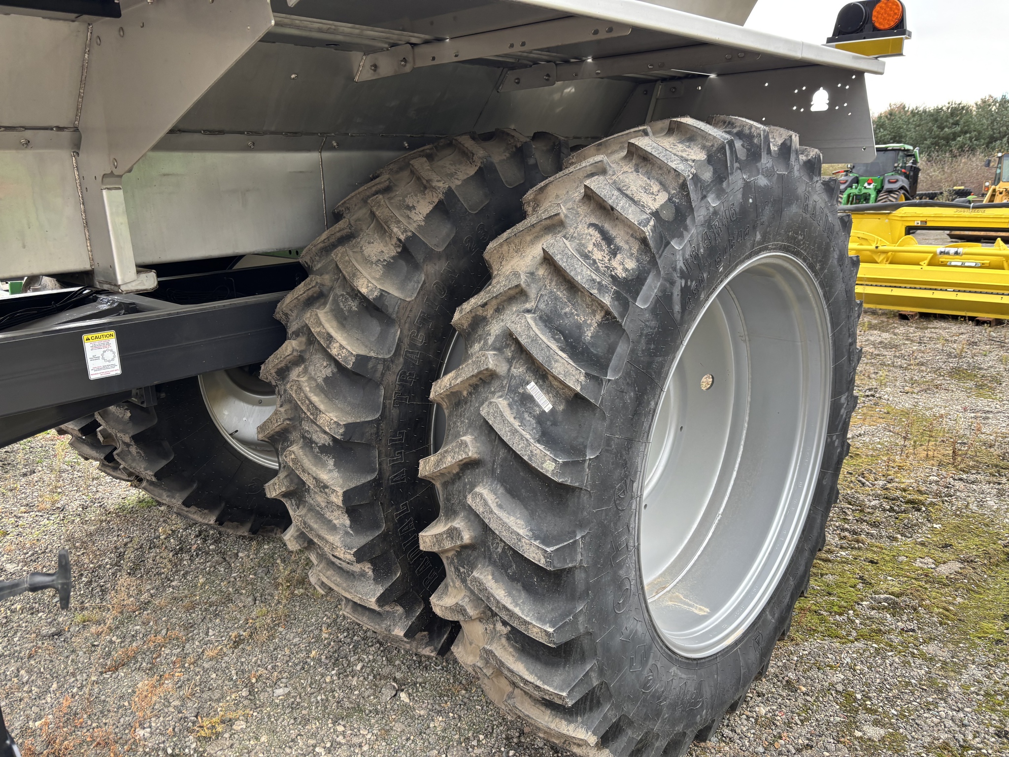 On Lot 2024 Unverferth 1450 Pro Force at Tri County Equipment Sandusky, MI