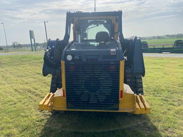  2024 John Deere 325G at LandMark in Beatrice, NE