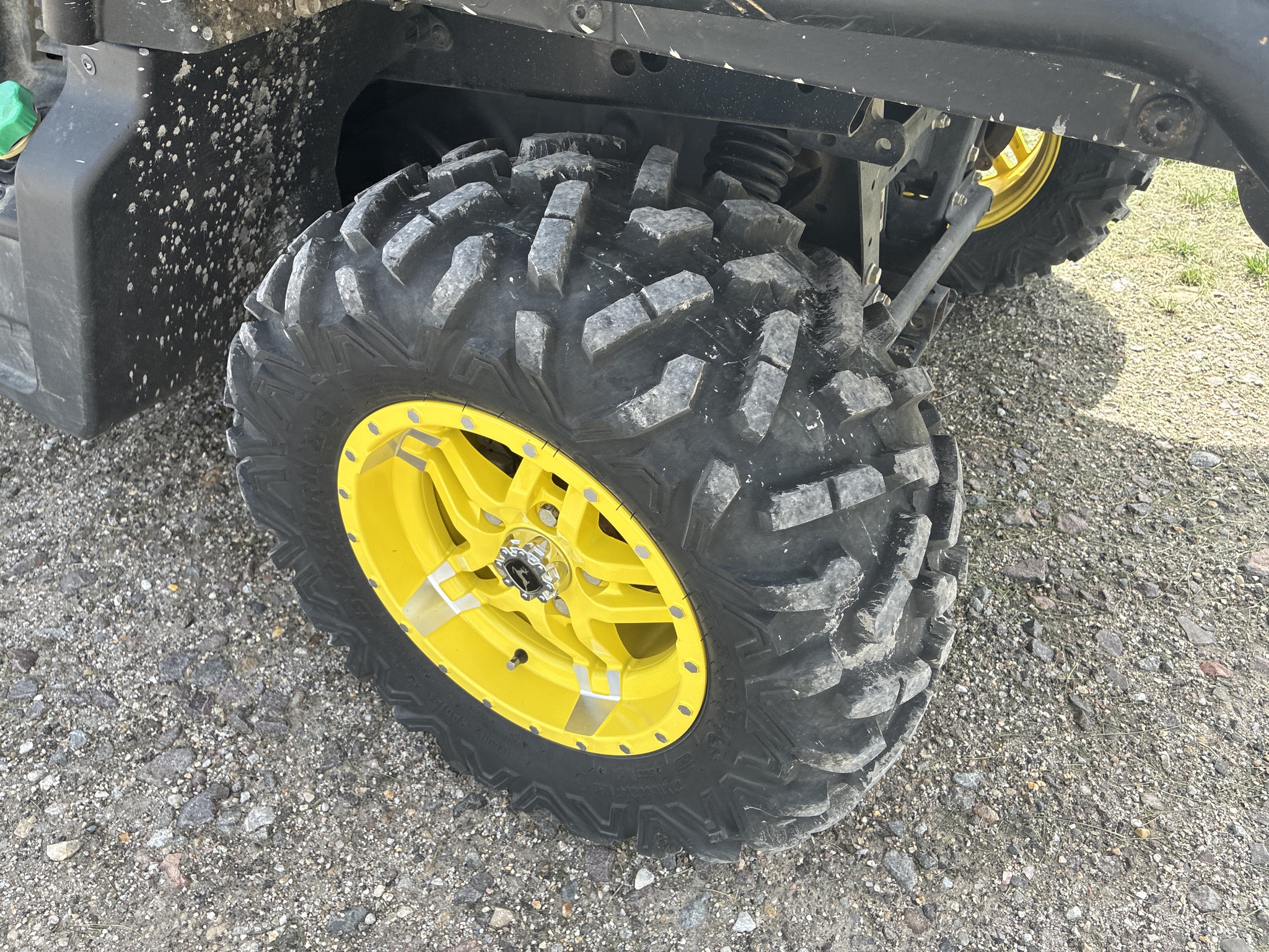  2019 John Deere XUV 865M at LandMark in Marysville, KS