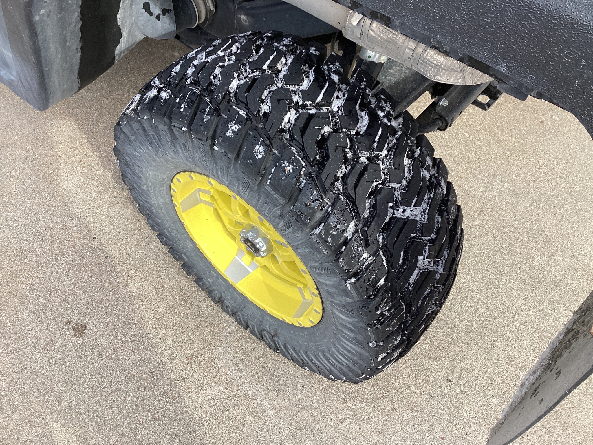  2023 John Deere XUV 835R at LandMark in Smith Center, KS