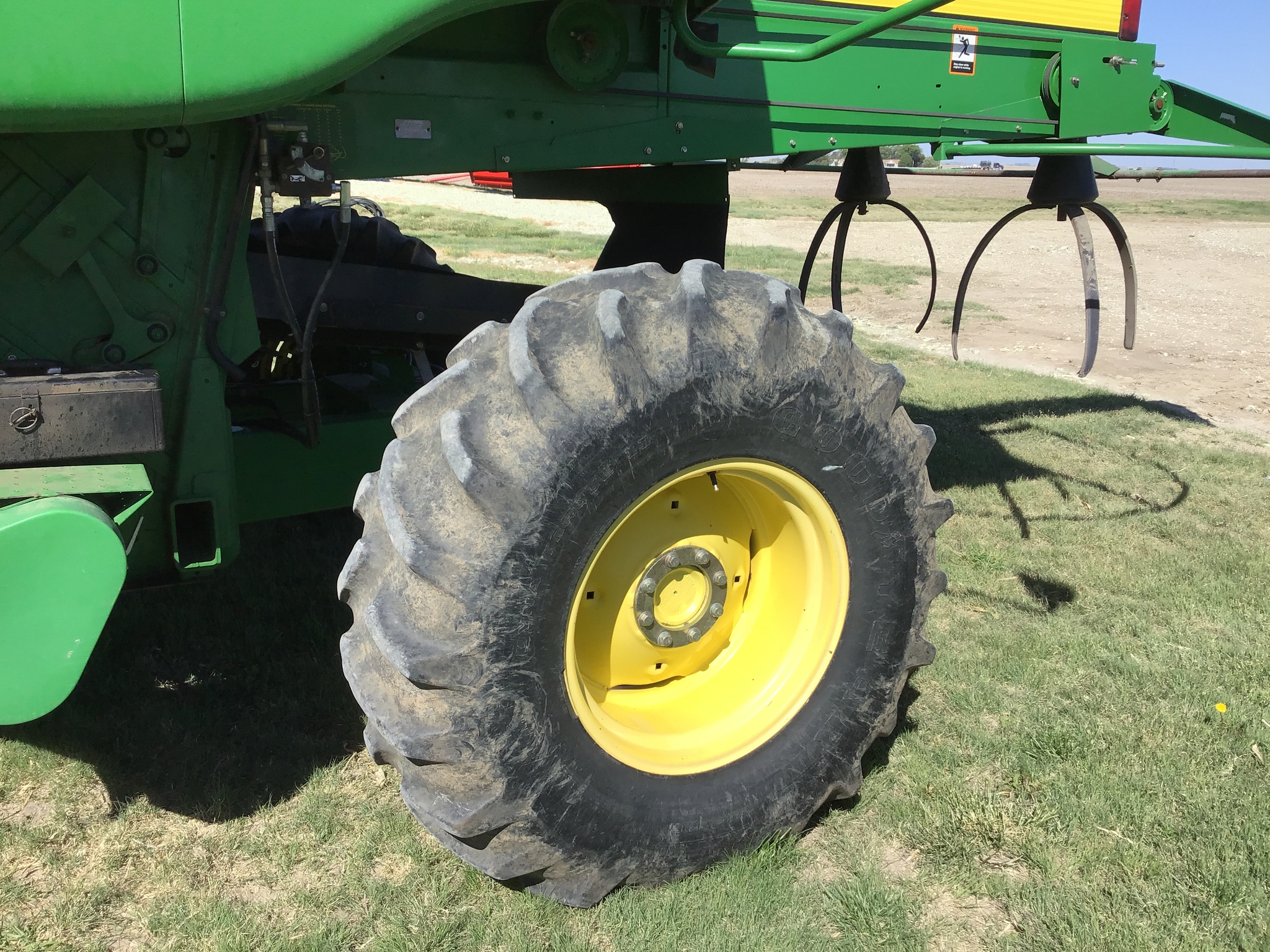  2001 John Deere 9650W at LandMark in Smith Center, KS