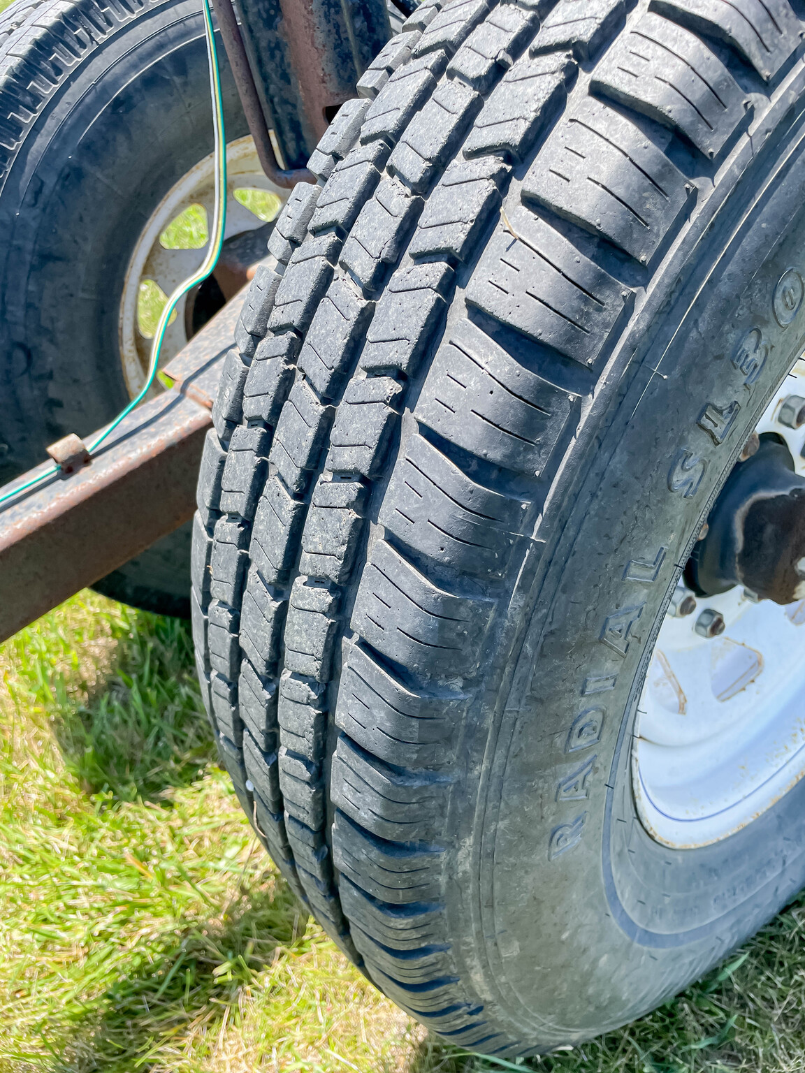  2007 Duo Lift Head Hauler 35ft at LandMark in Gothenburg, NE