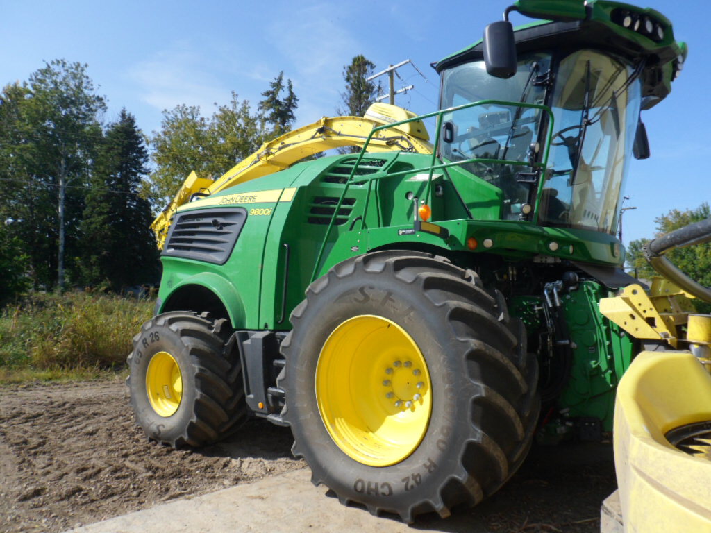 On Lot 2021 John Deere 9800 at Tri County Equipment Bad Axe, MI
