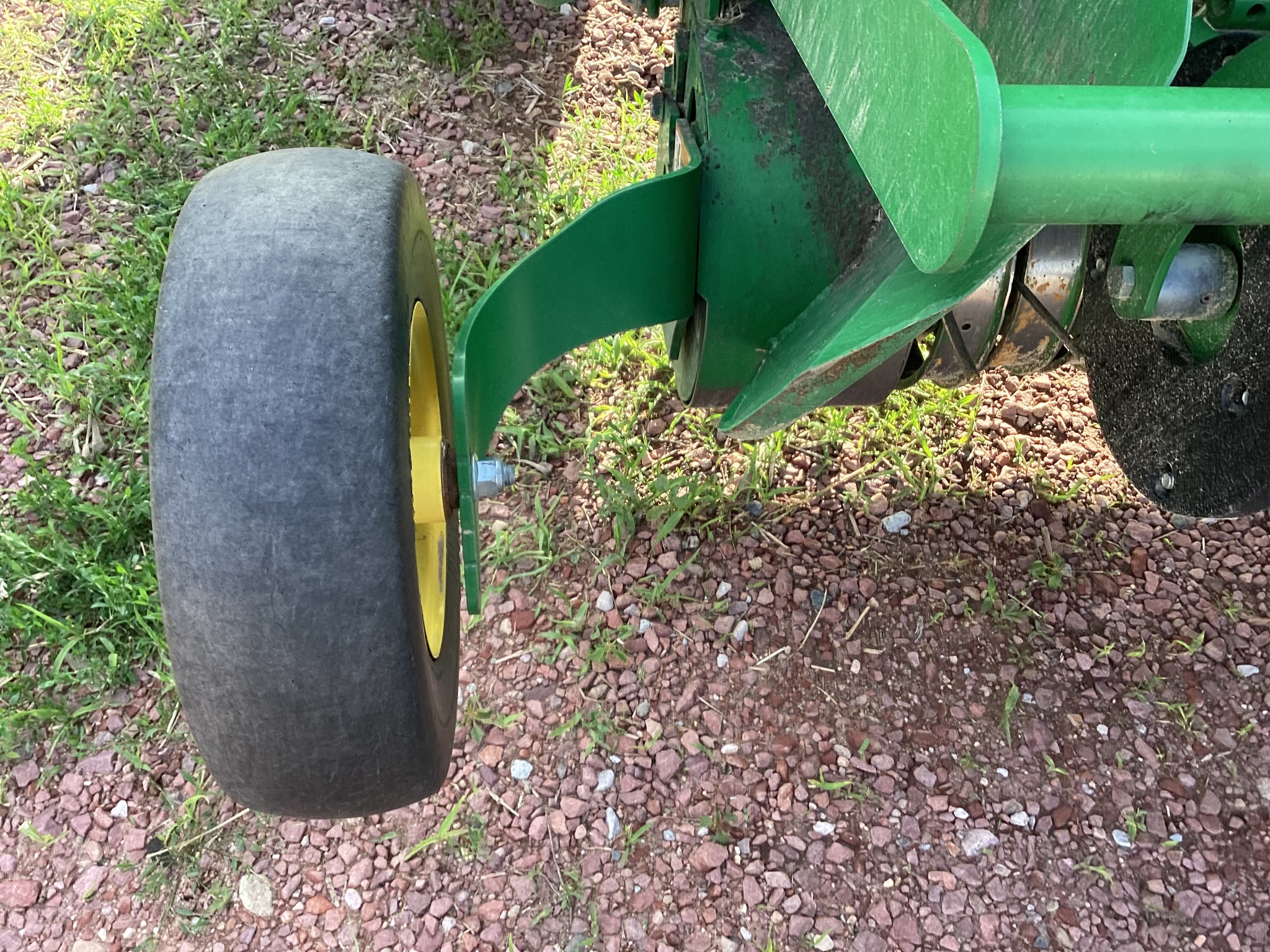  2024 John Deere 561R at LandMark in Gothenburg, NE