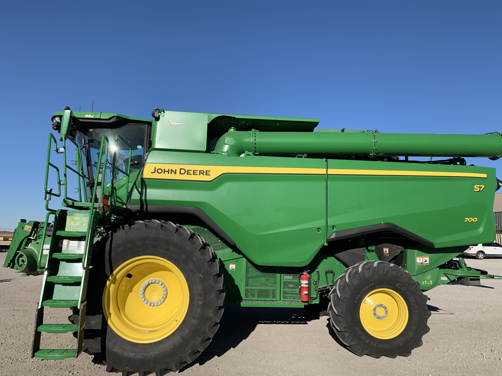  2025 John Deere S7 700 at LandMark in Holdrege, NE