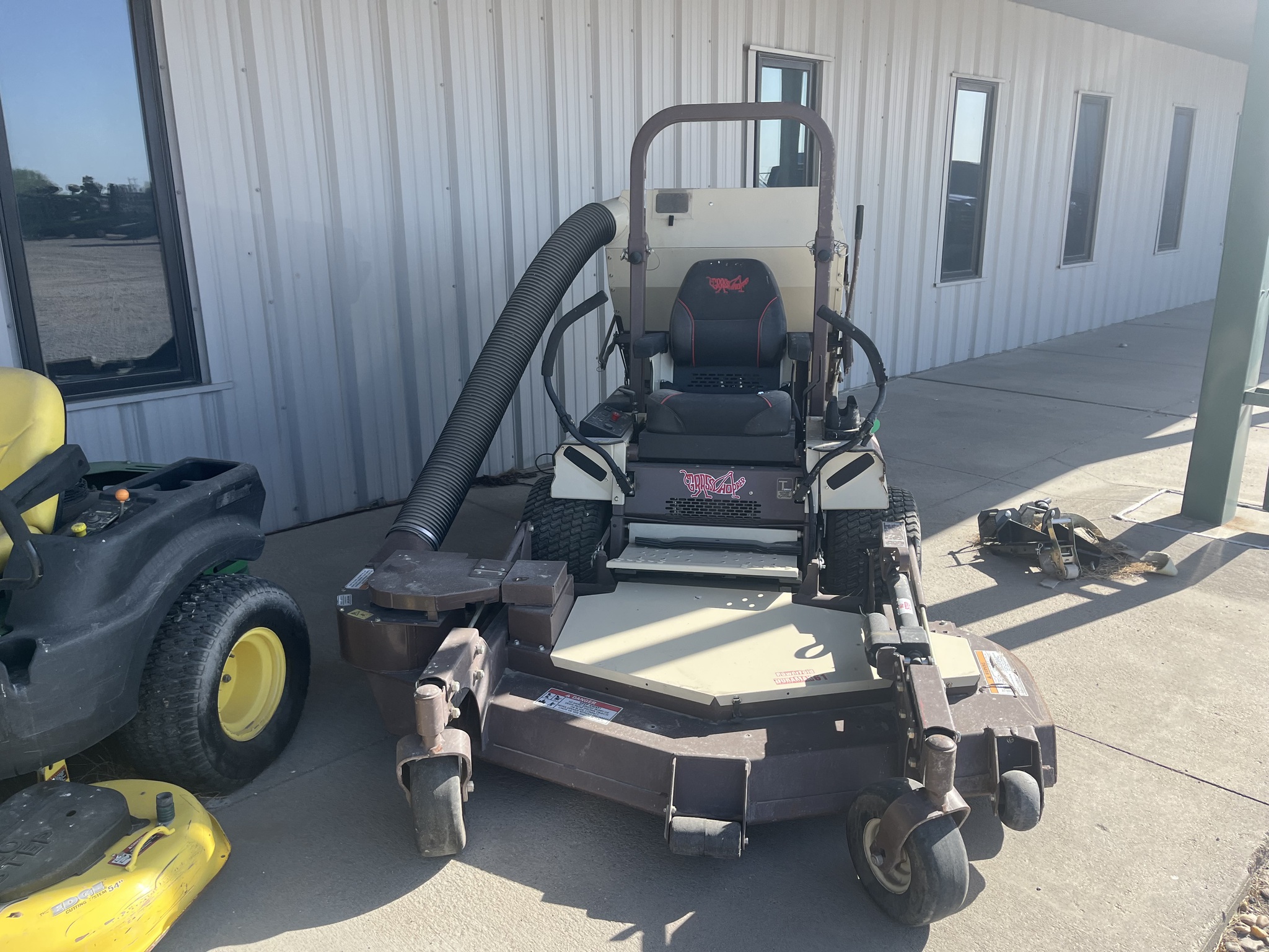  2021 Grasshopper 725KT at LandMark in Lexington, NE