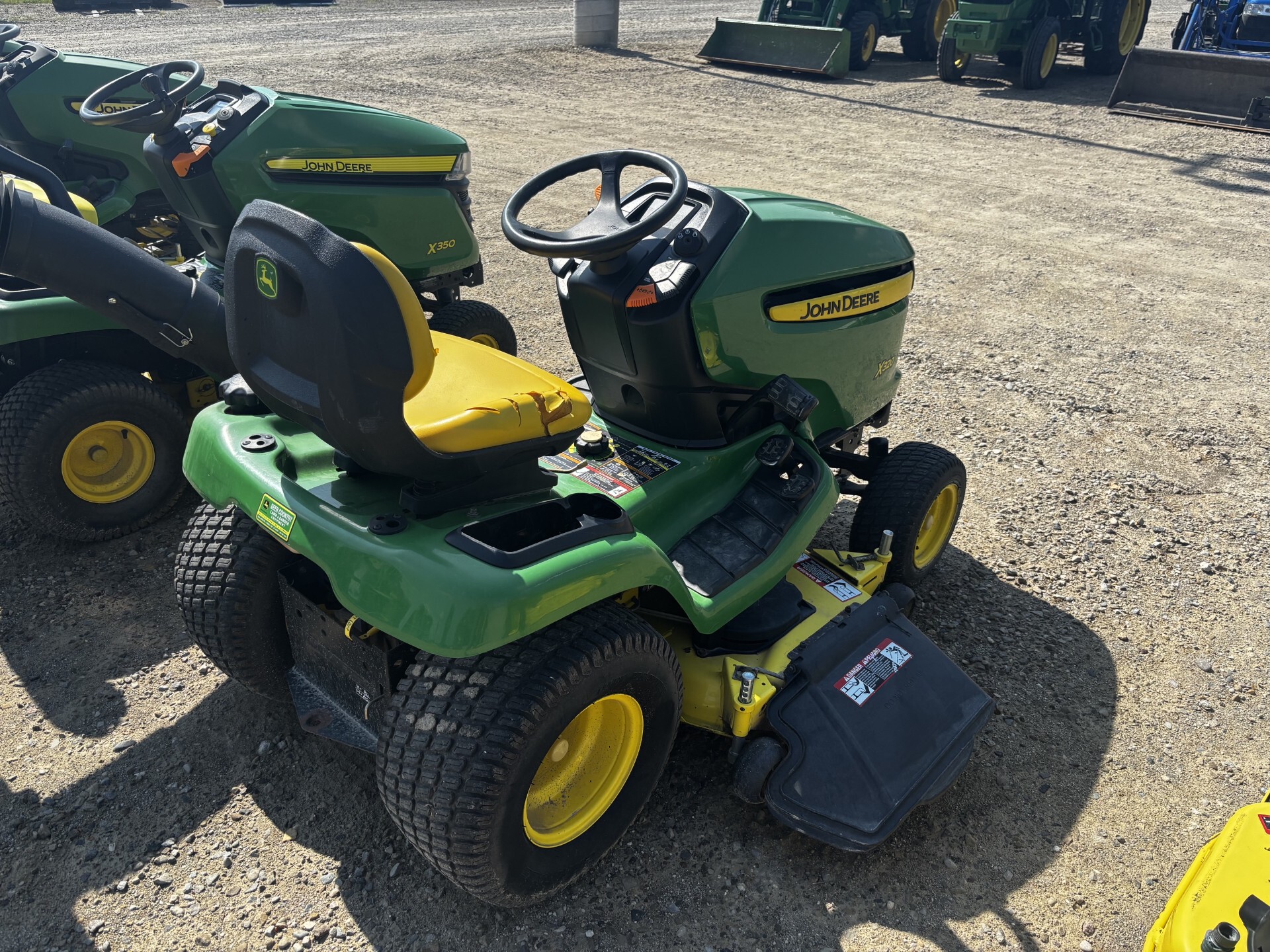 On Lot 2006 John Deere X320 at Tri County Equipment Saginaw, MI