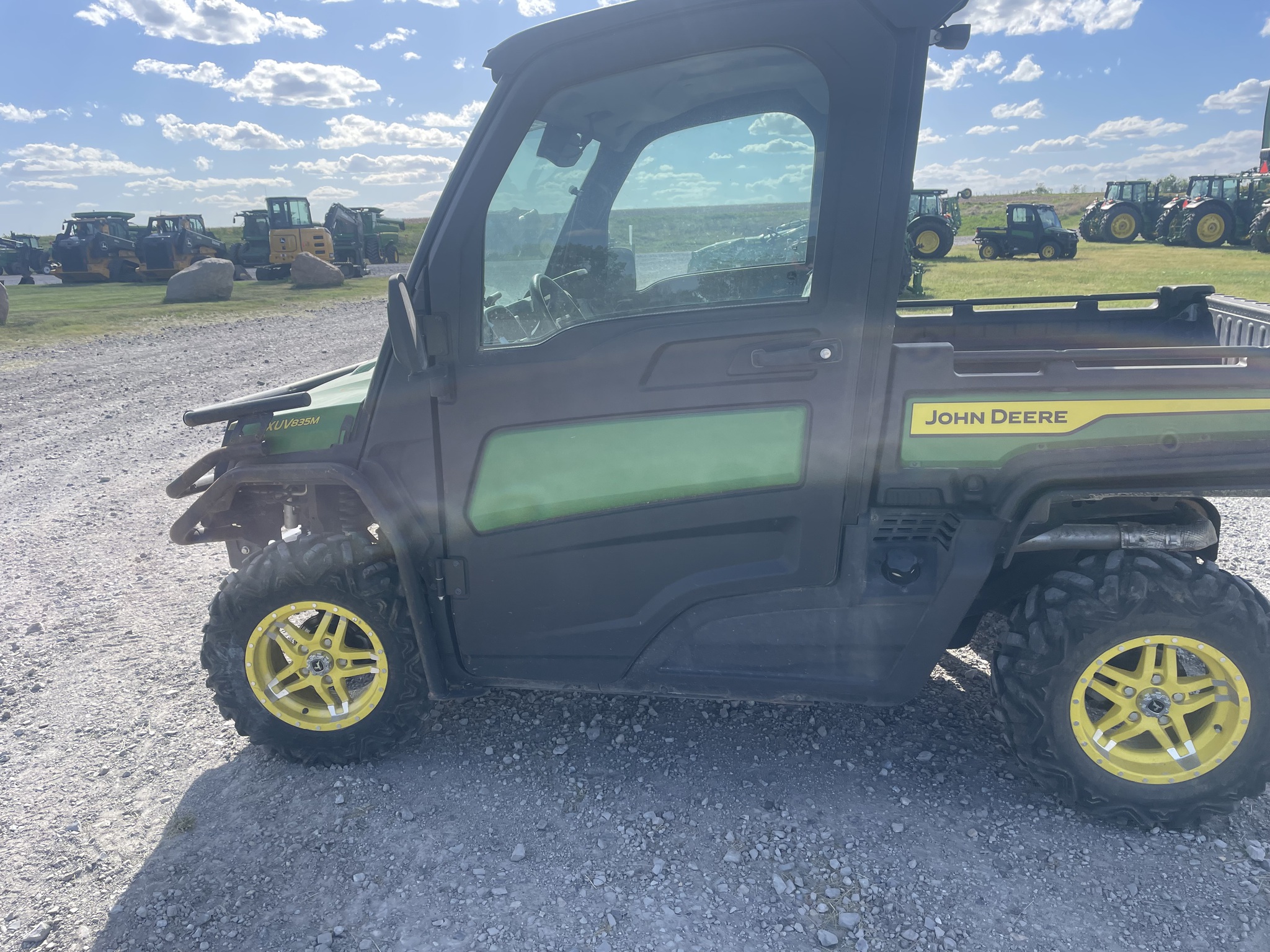  2024 John Deere XUV 835M at LandMark in Marysville, KS