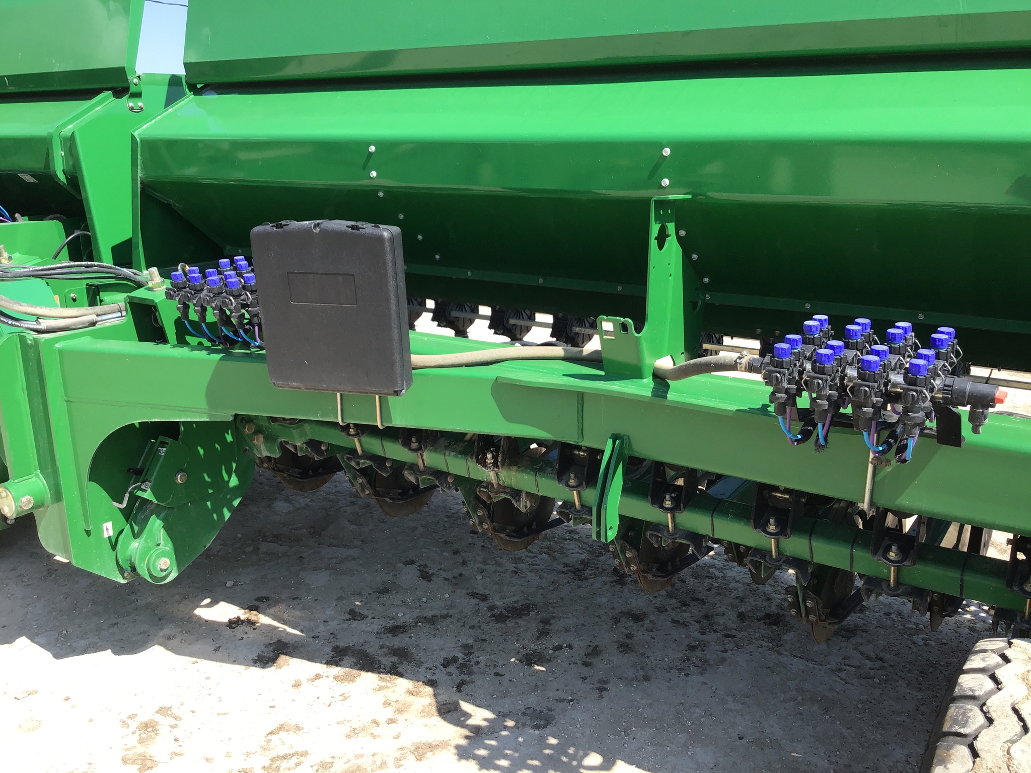  2022 Great Plains BD7600-40-4810 at LandMark in Smith Center, KS