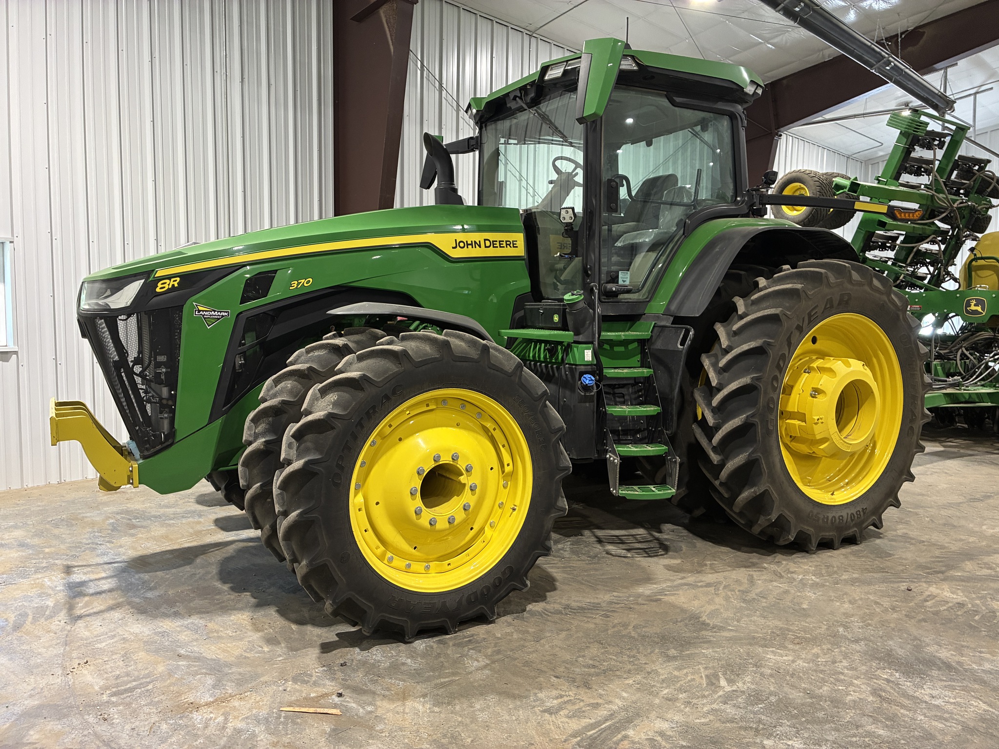  2025 John Deere 8R 370 at LandMark in Hebron, NE