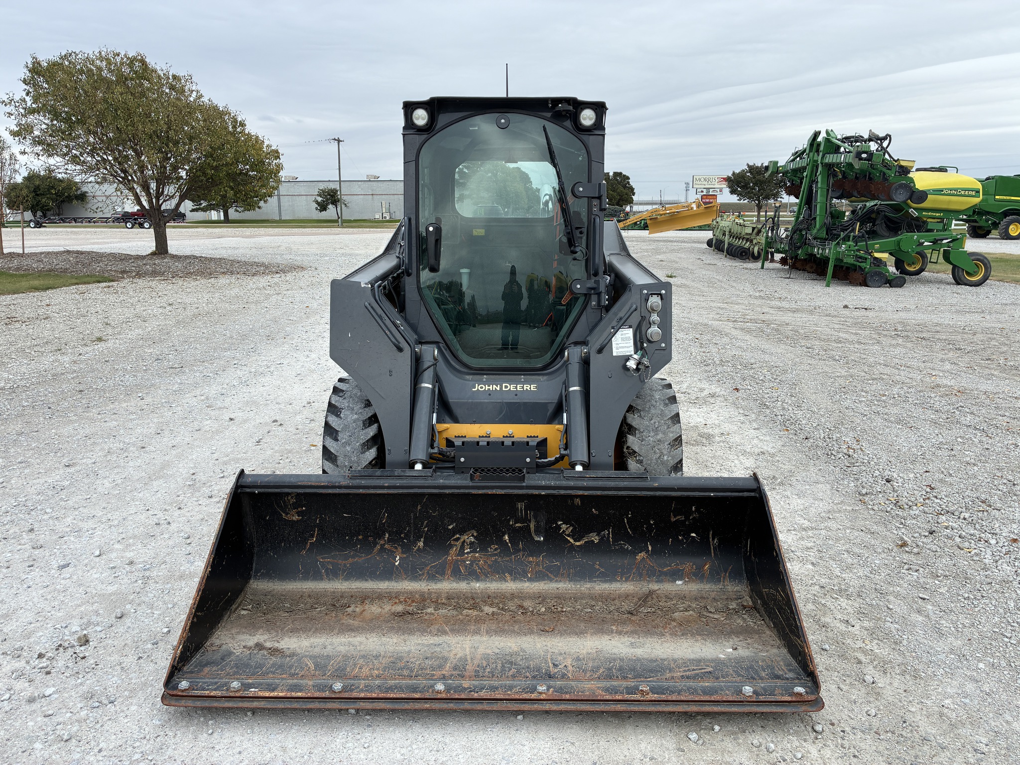  2023 John Deere 324G at LandMark in Kearney, NE