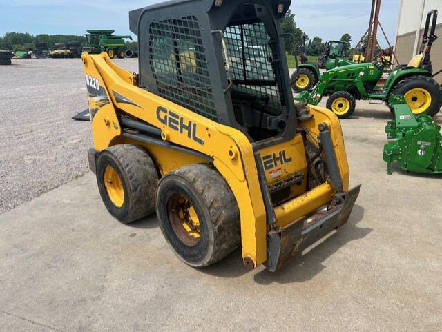 Pend Stk 2018 Gehl R220 at Tri County Equipment Caro, MI