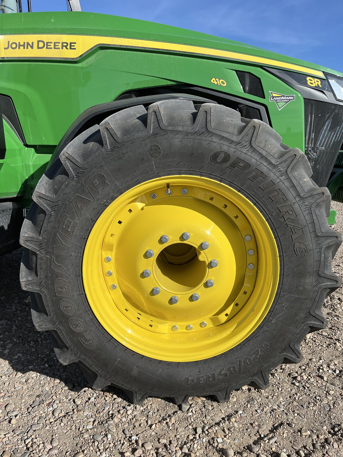  2025 John Deere 8R 410 at LandMark in Holdrege, NE