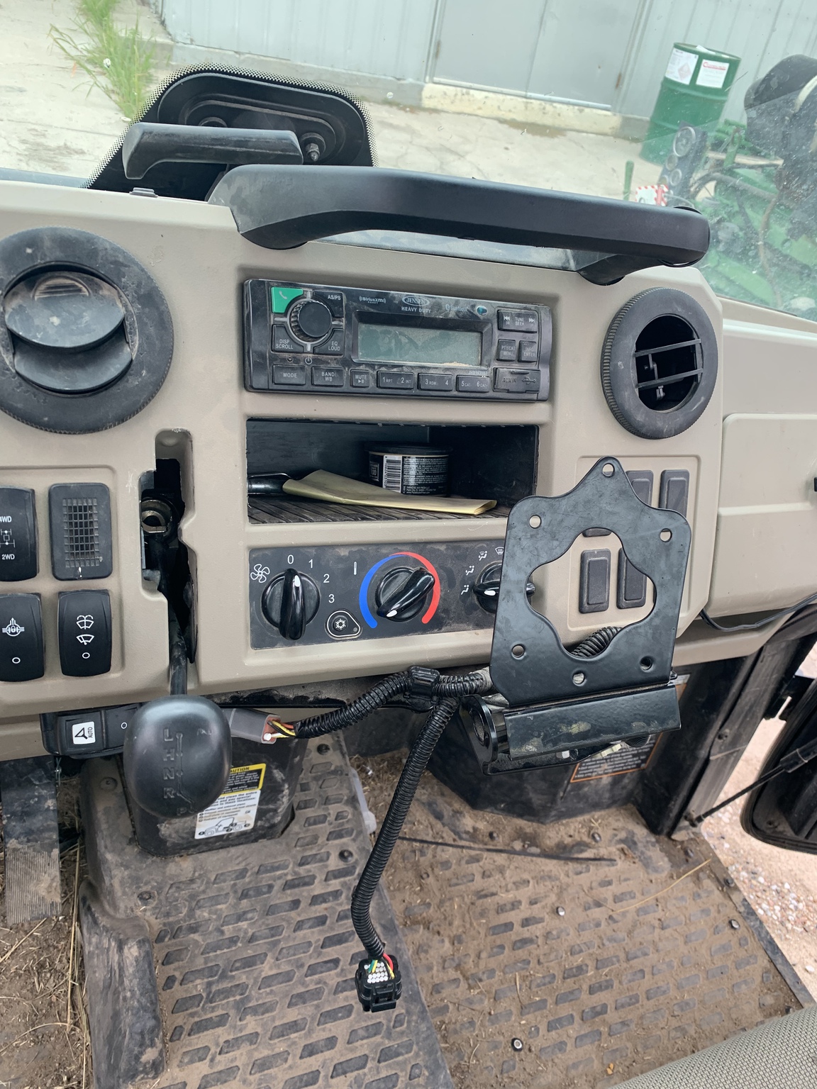  2023 John Deere XUV 835R at LandMark in Holdrege, NE