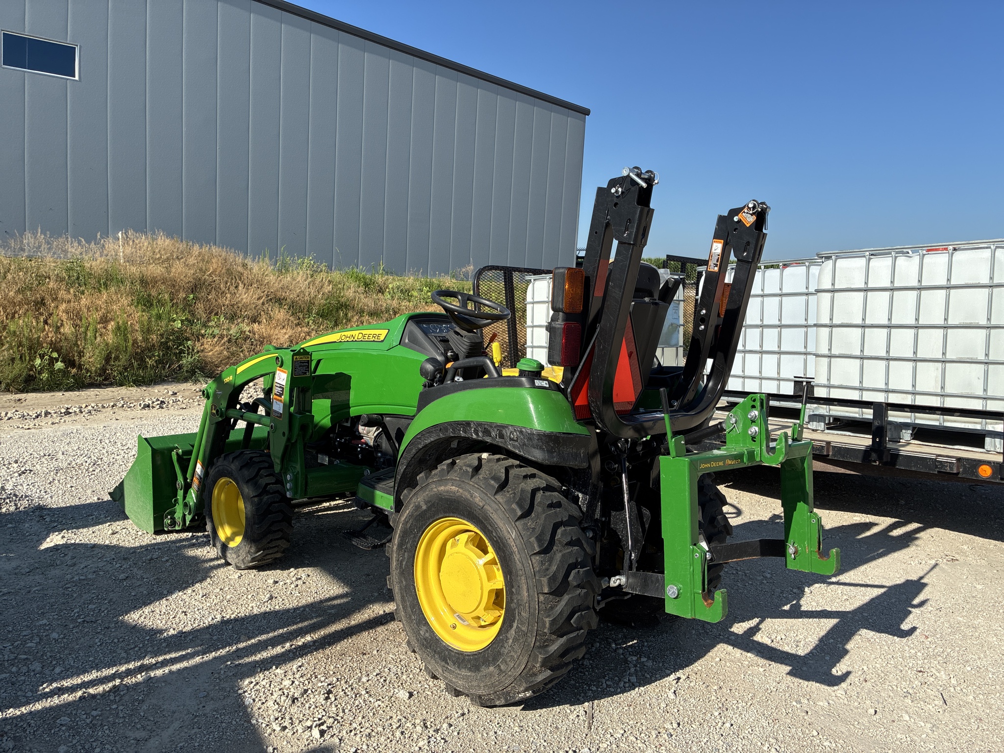  2020 John Deere 2025R at LandMark in Hastings, NE
