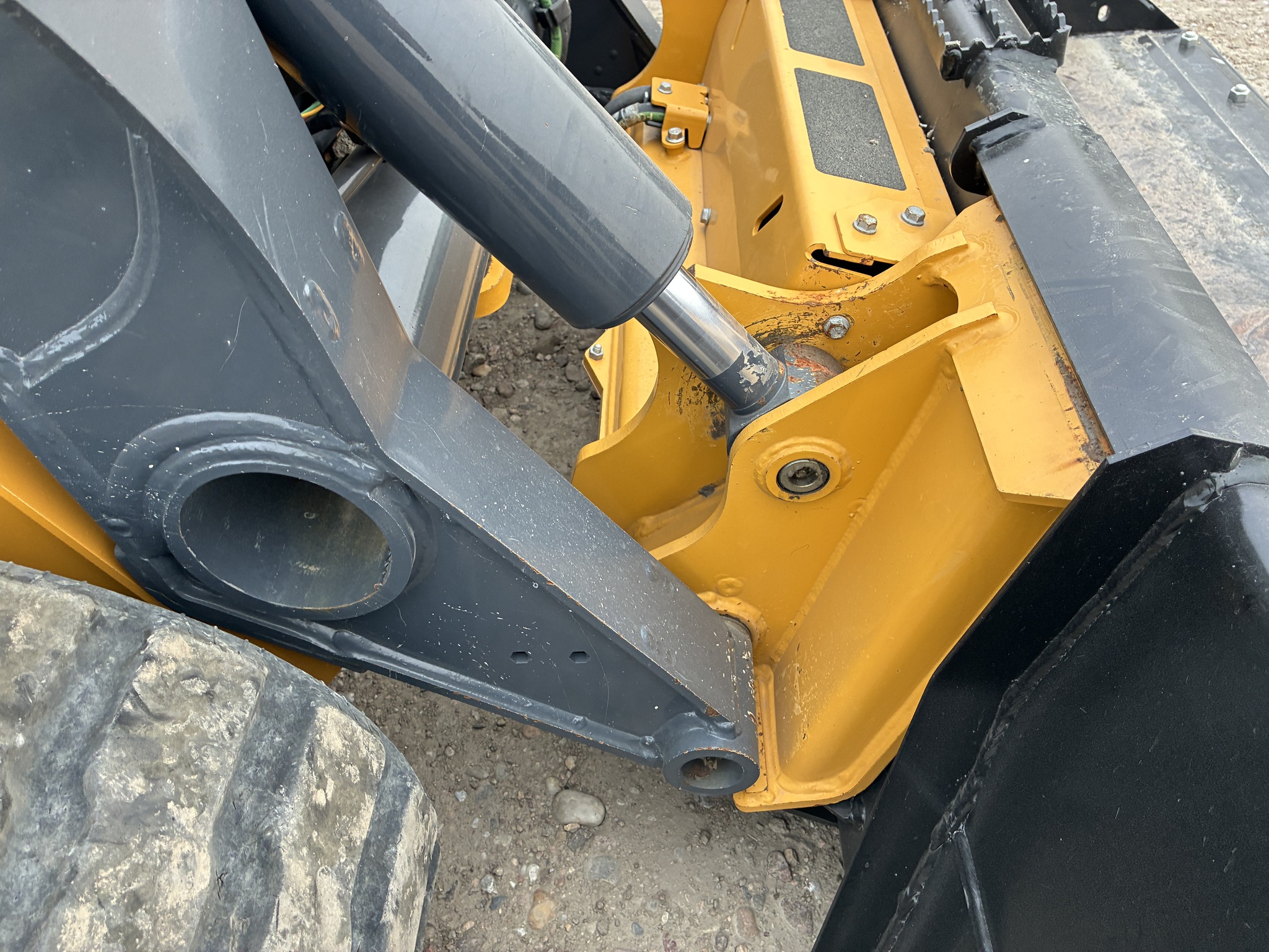  2024 John Deere 333G at LandMark in Minden, NE