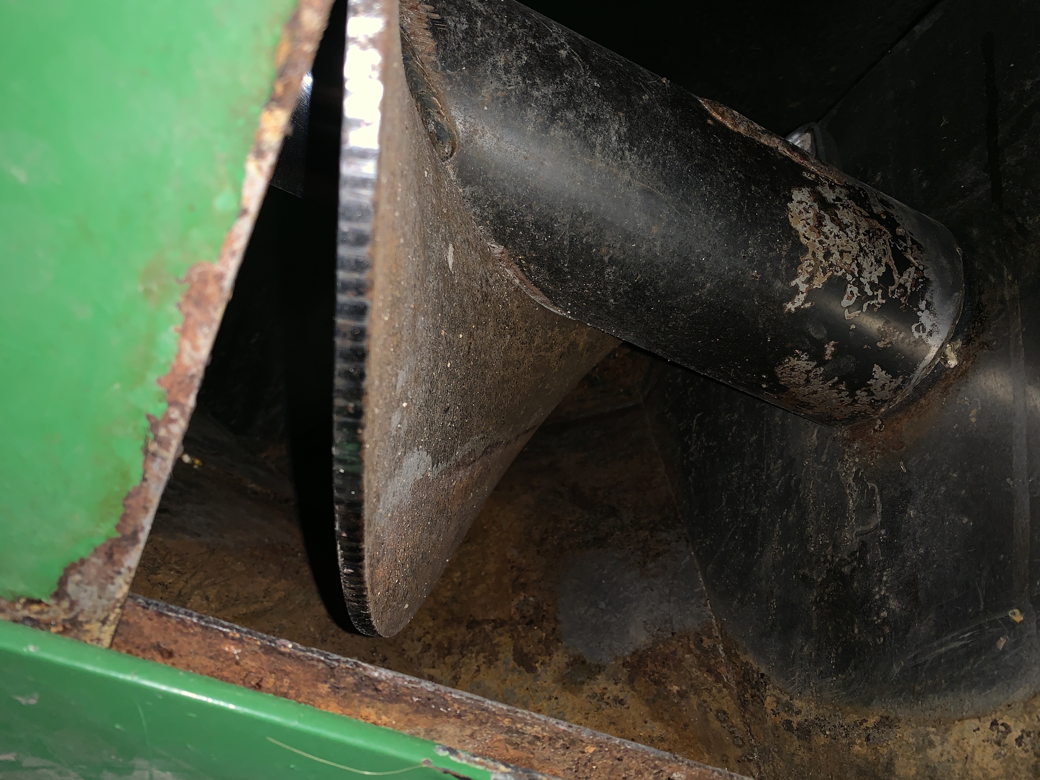  2012 J&m 750-18 at LandMark in Fairfield, NE