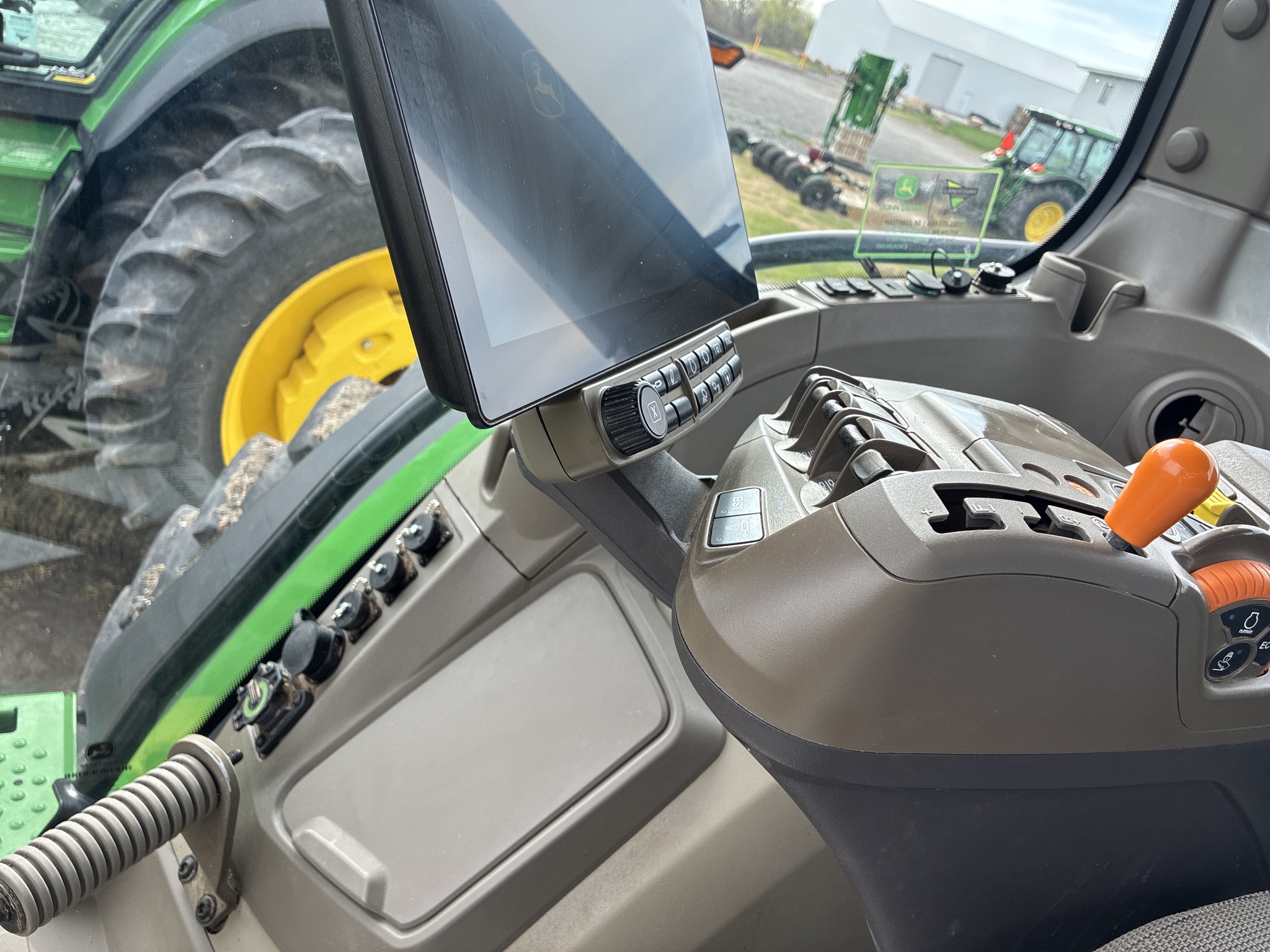  2025 John Deere 8R 250 at LandMark in Marysville, KS