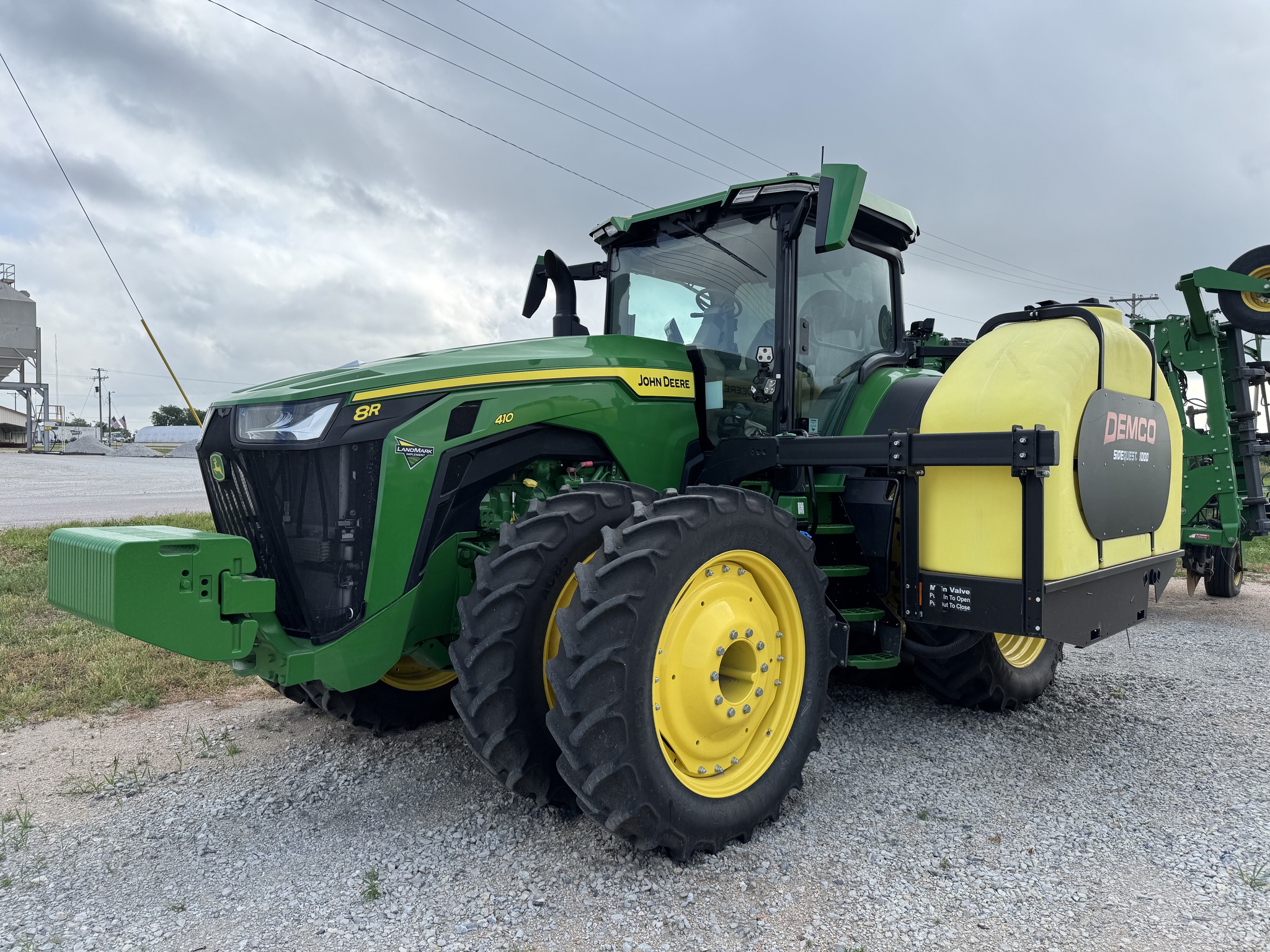  2024 John Deere 8R 410 at LandMark in Arapahoe, NE
