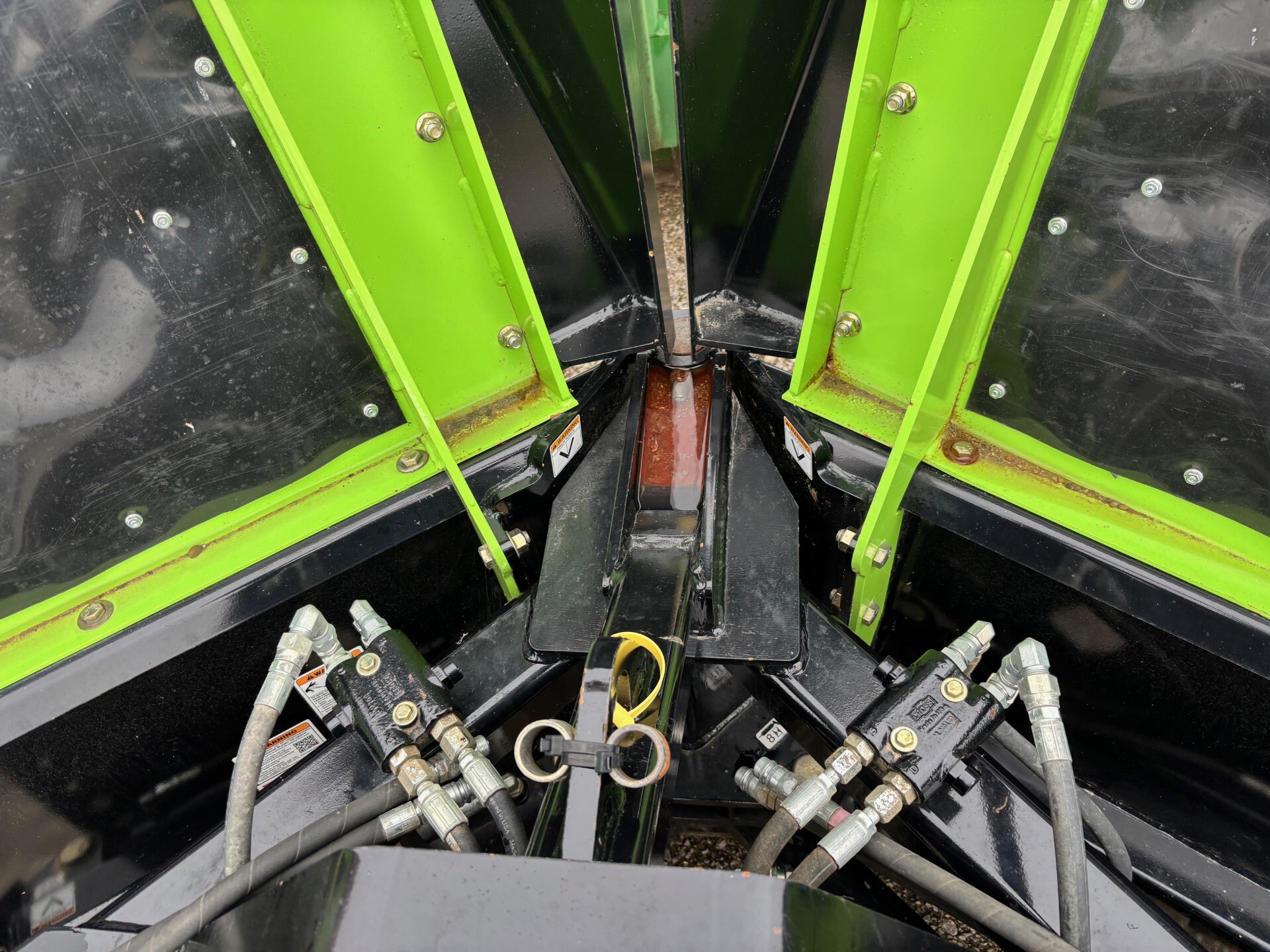 On Lot 2020 Schulte V-100-400 at Tri County Equipment Caro, MI
